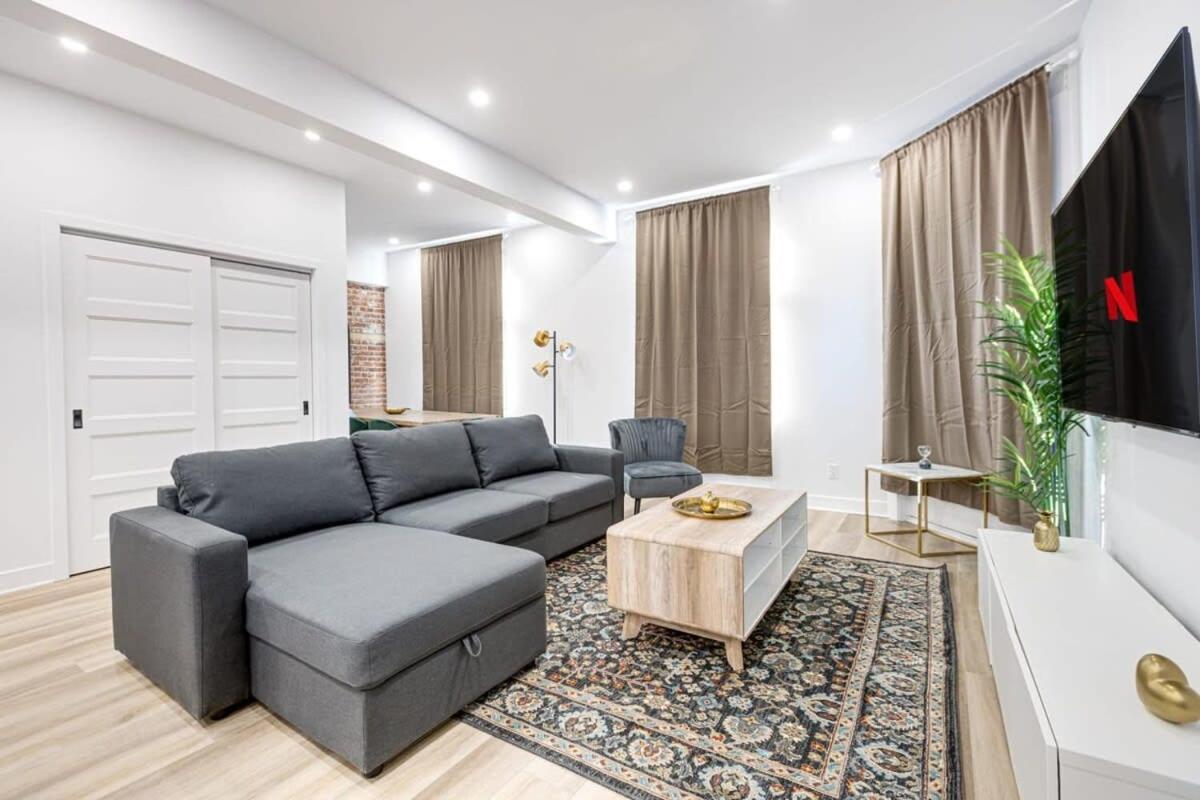 Modern & Bright 3BR with Sofabed in Mile-End