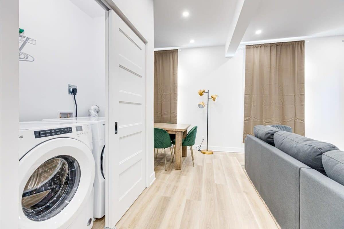 Modern & Bright 3BR with Sofabed in Mile-End