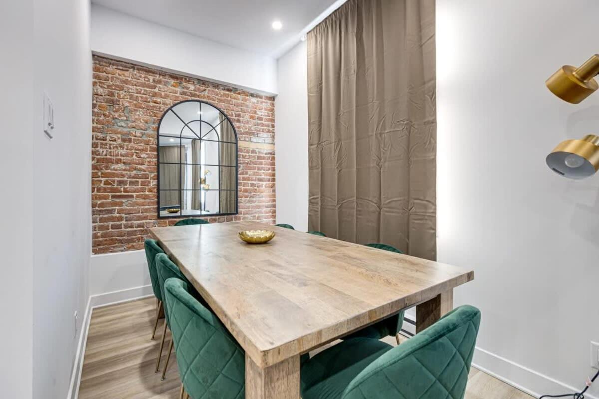 Modern & Bright 3BR with Sofabed in Mile-End