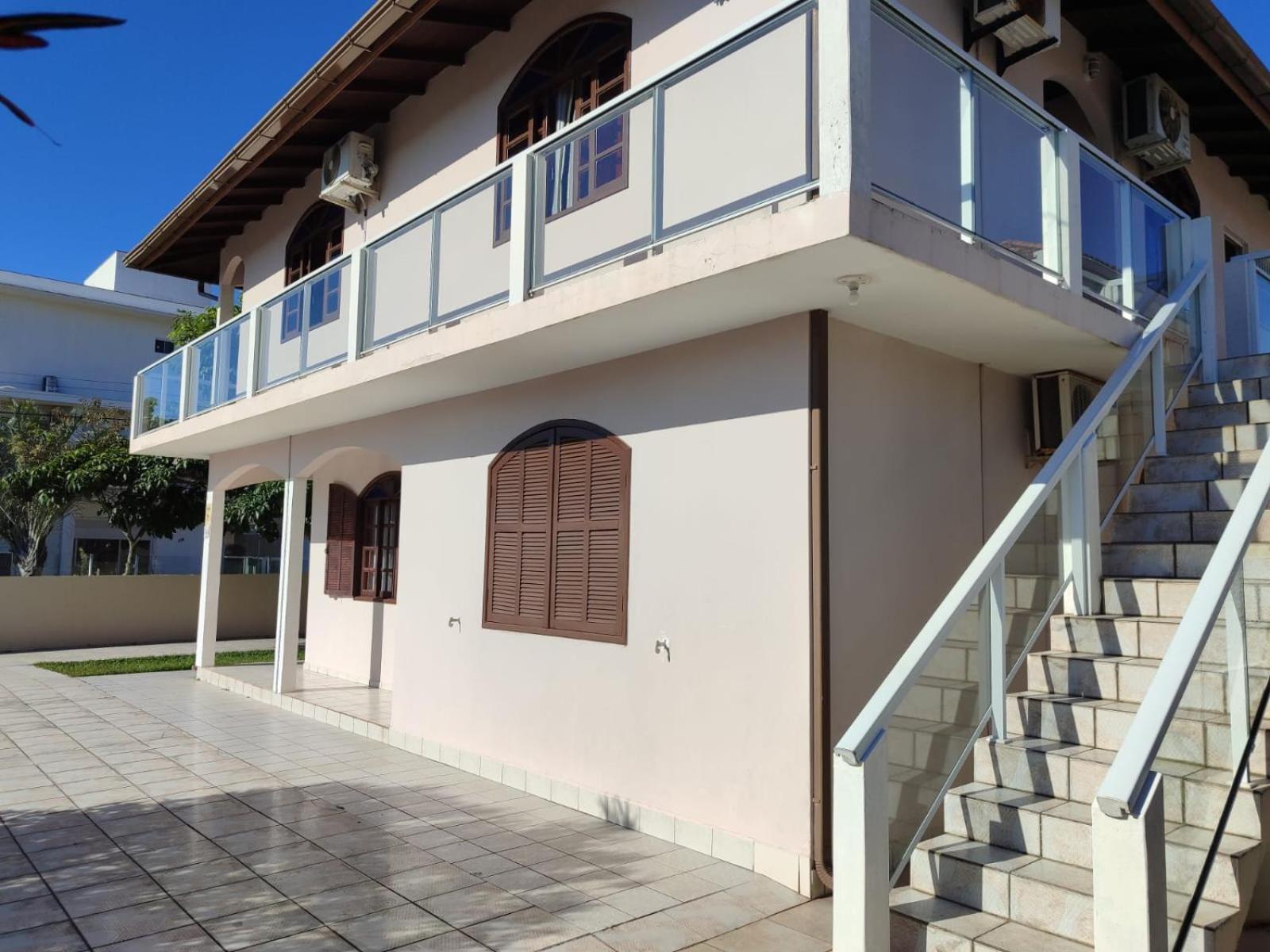 Apartamento de 2 dormitórios