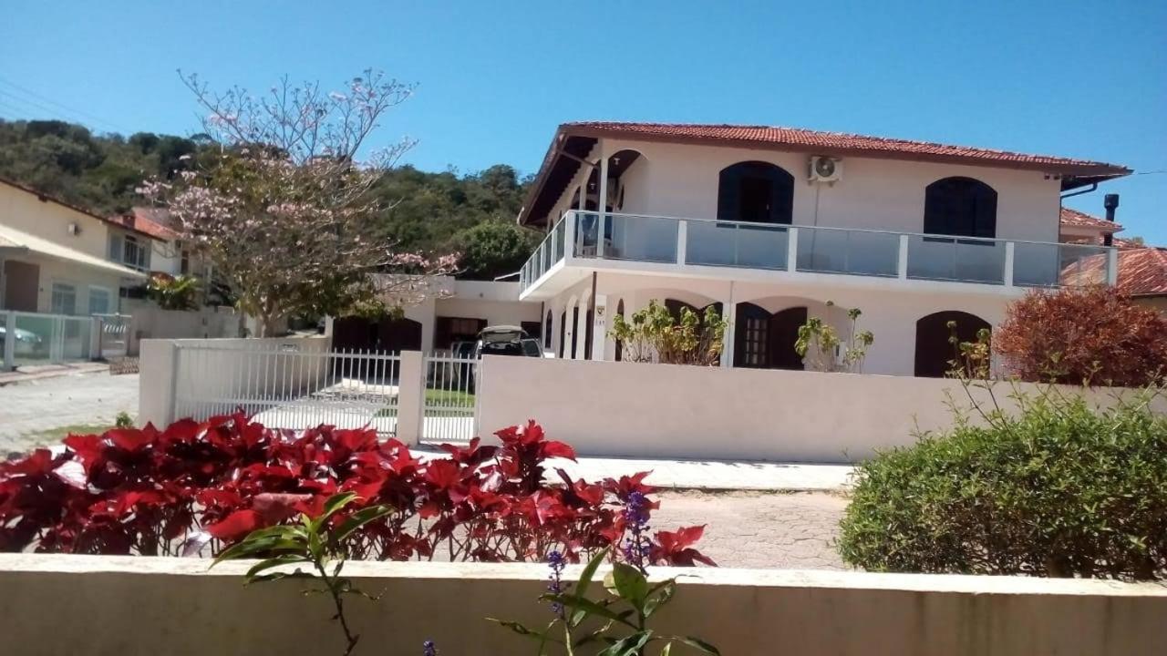 Apartamento de 2 dormitórios