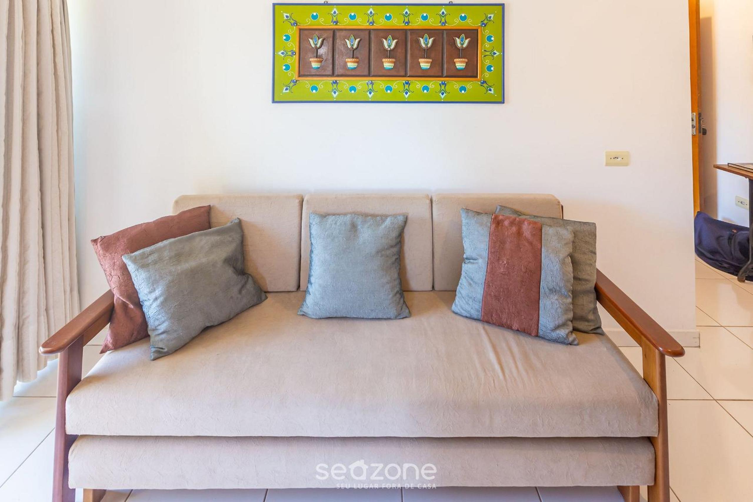 Beautiful apart with balcony and barbecue ECU102