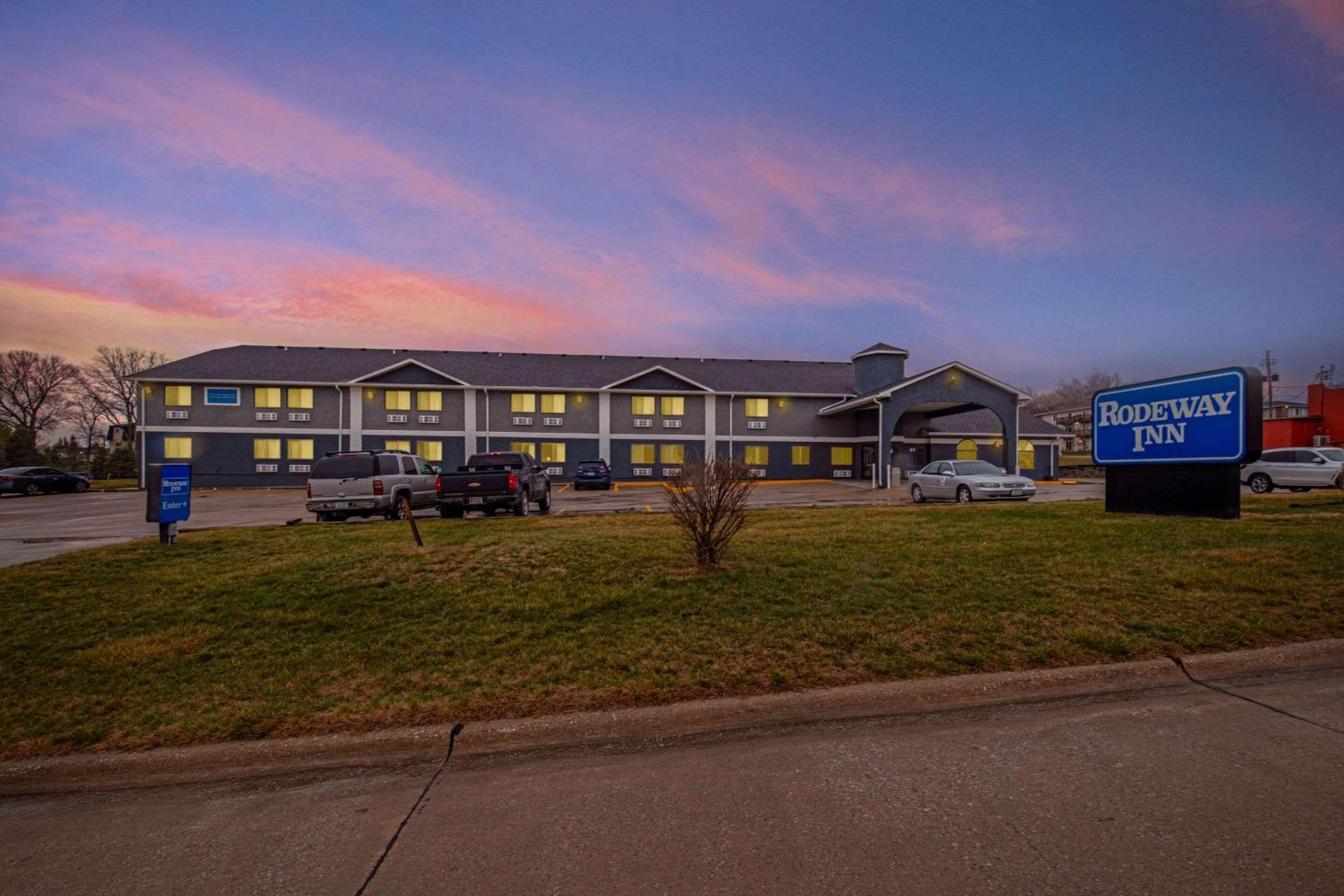Rodeway Inn - Property Image 24