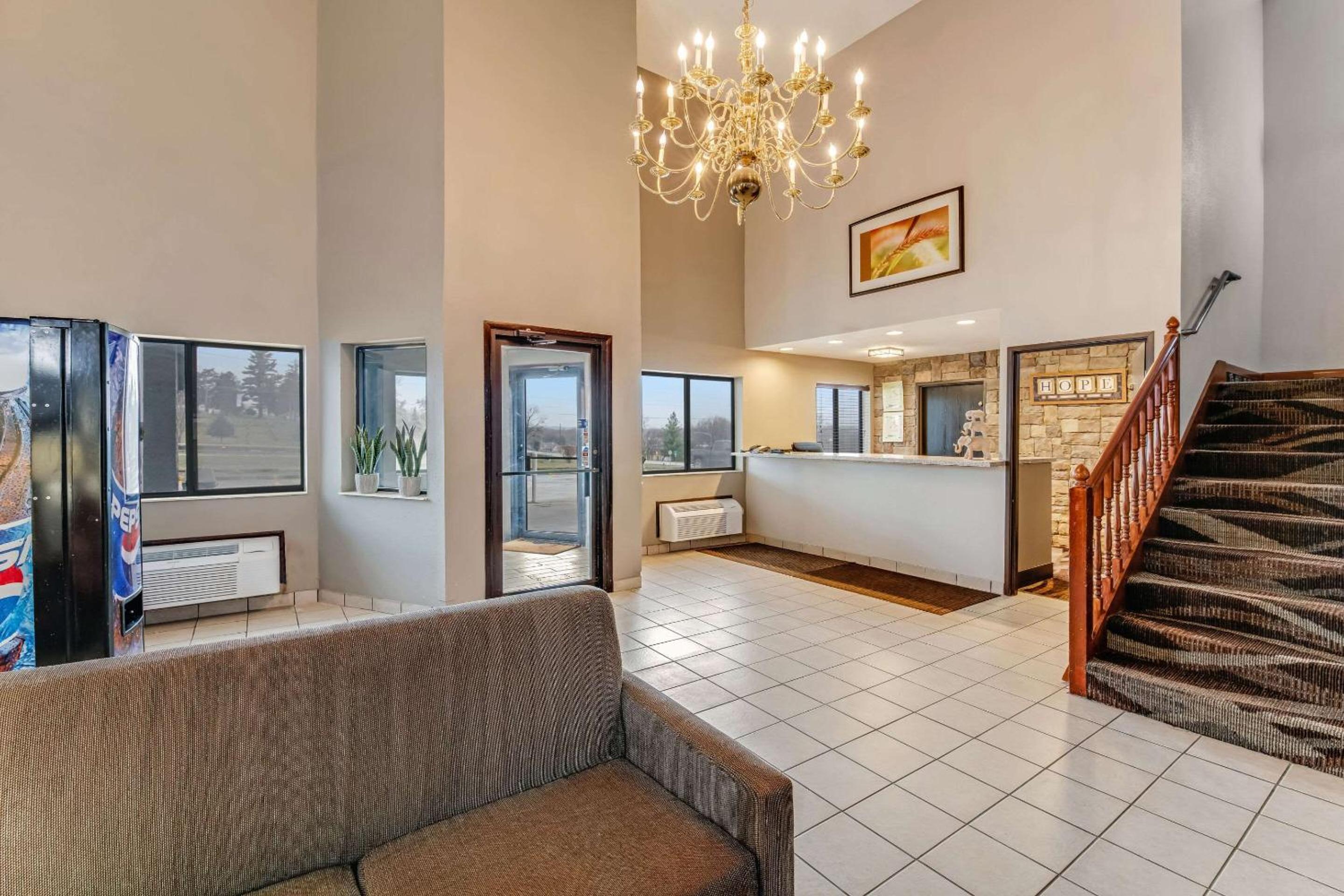 Rodeway Inn - Property Image 22