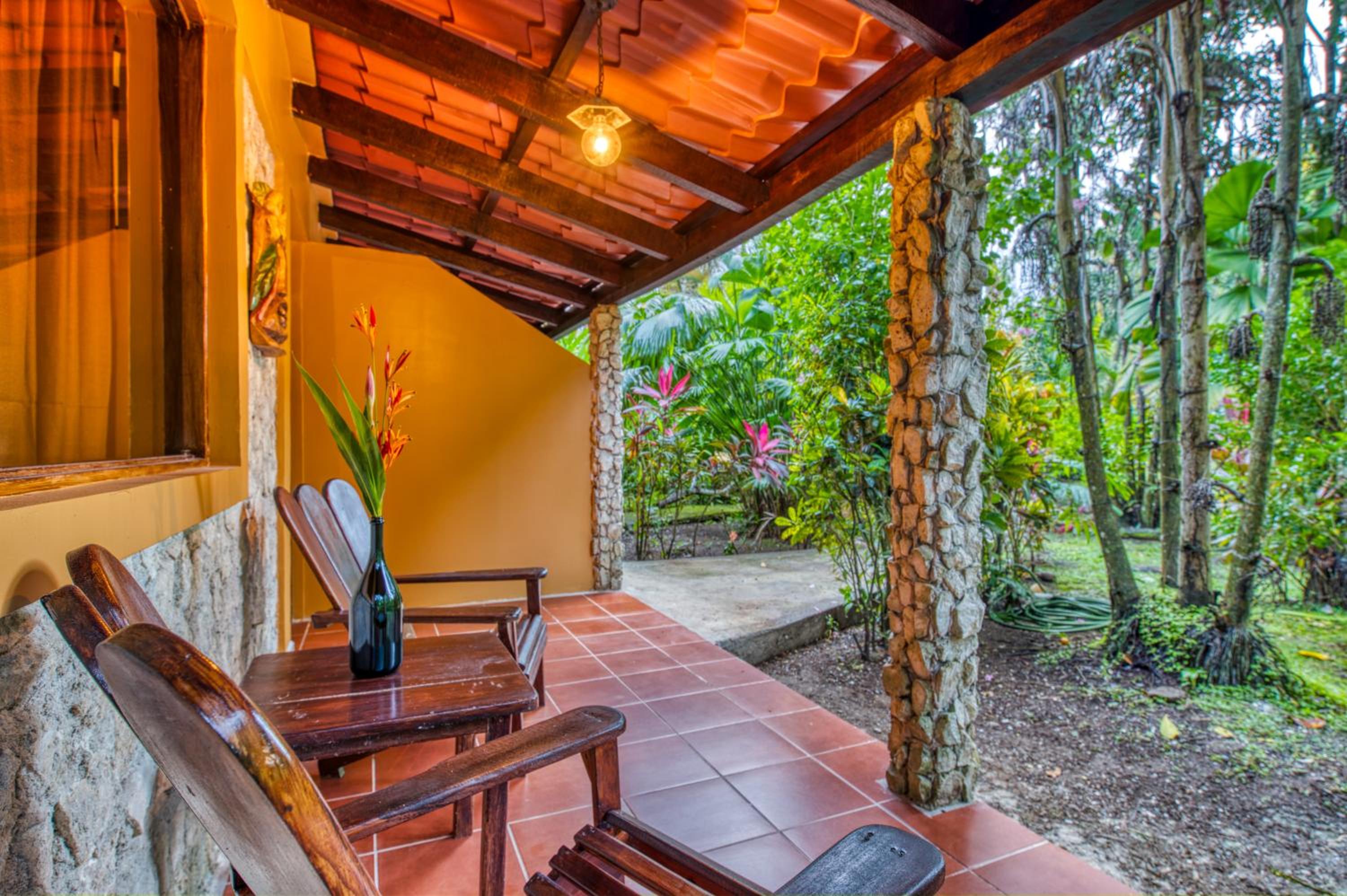 Atlantida Lodge Cahuita
