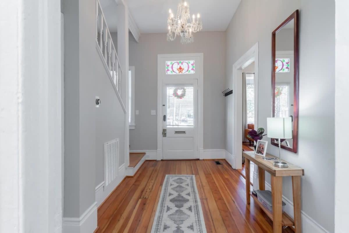 Mighty Mildred- Historic-Walkable-Mins to Riverwalk view 3