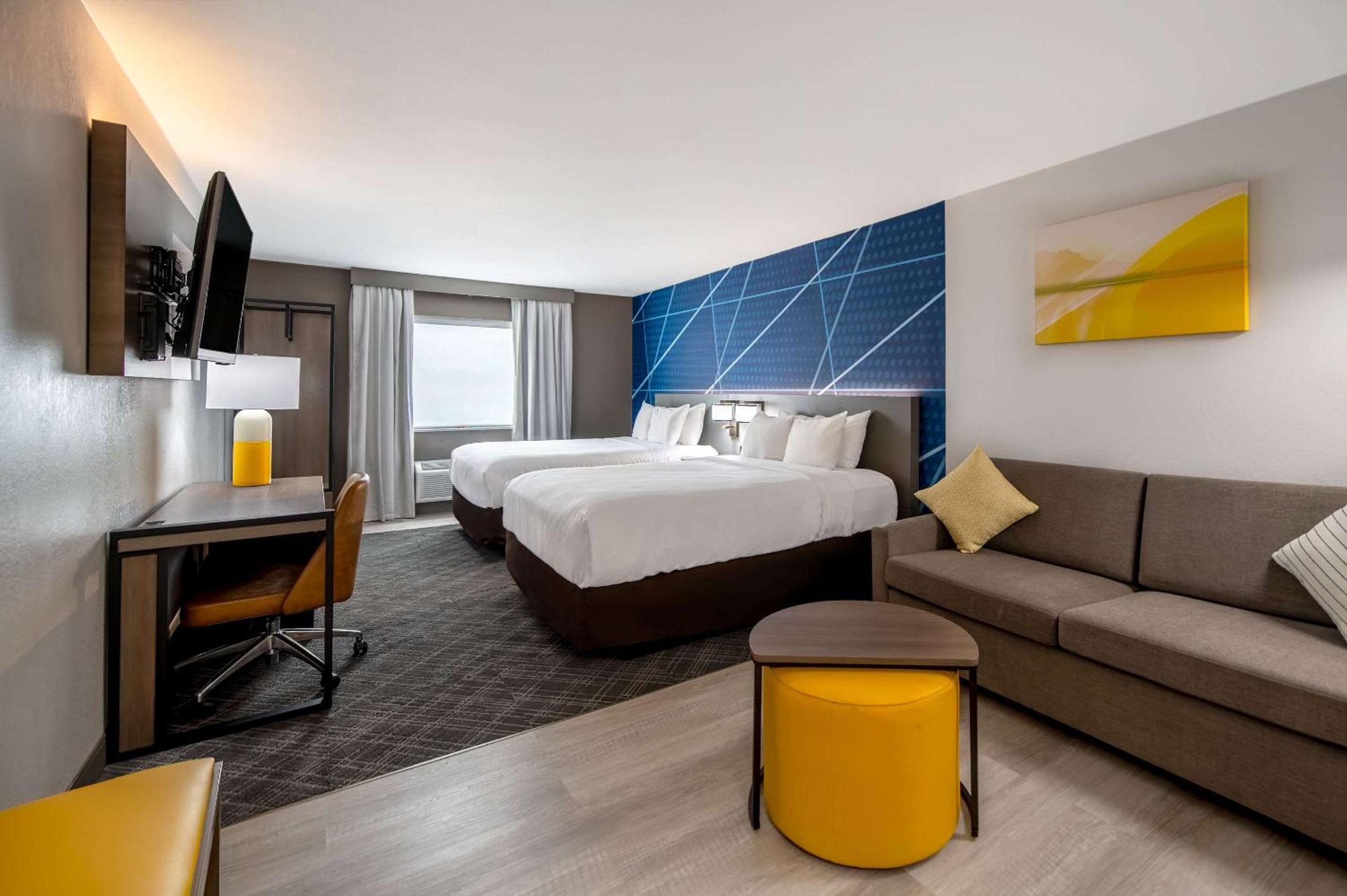 Marshall Vacations - Comfort Suites Longview North - Property Image 2