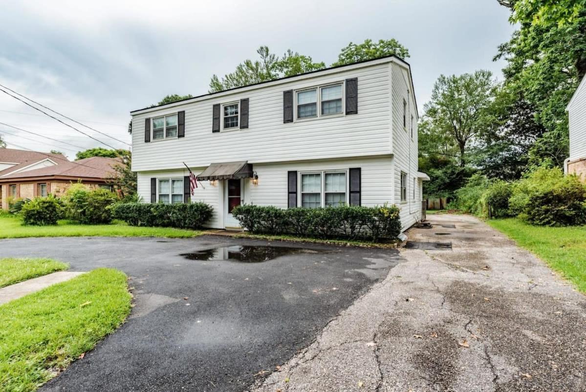 Bel-Air Bungalow- close to Midtown Highways and Downtown Mobile view 2