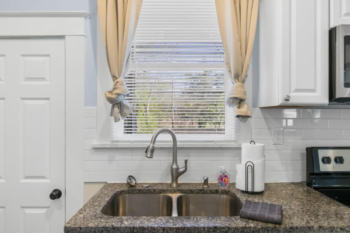 Near the Airport & Renovated East Lake Craftsman view 4