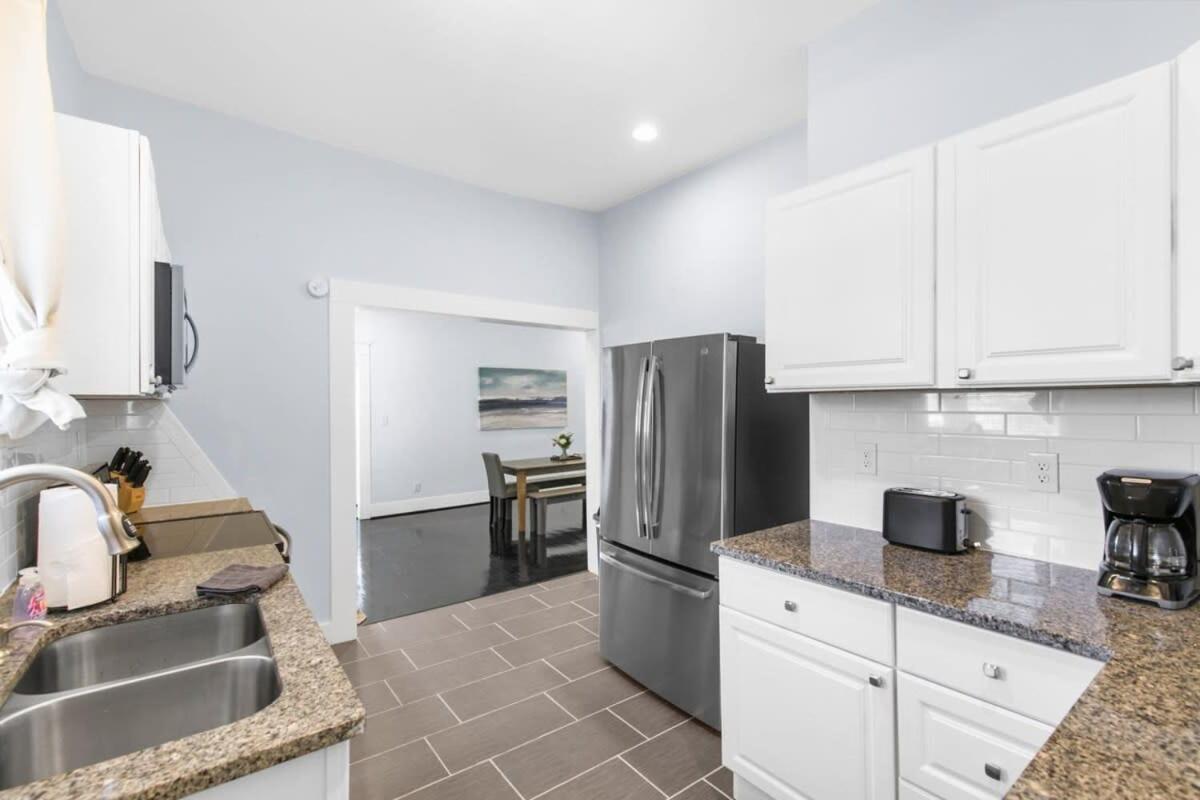 Near the Airport & Renovated East Lake Craftsman view 5