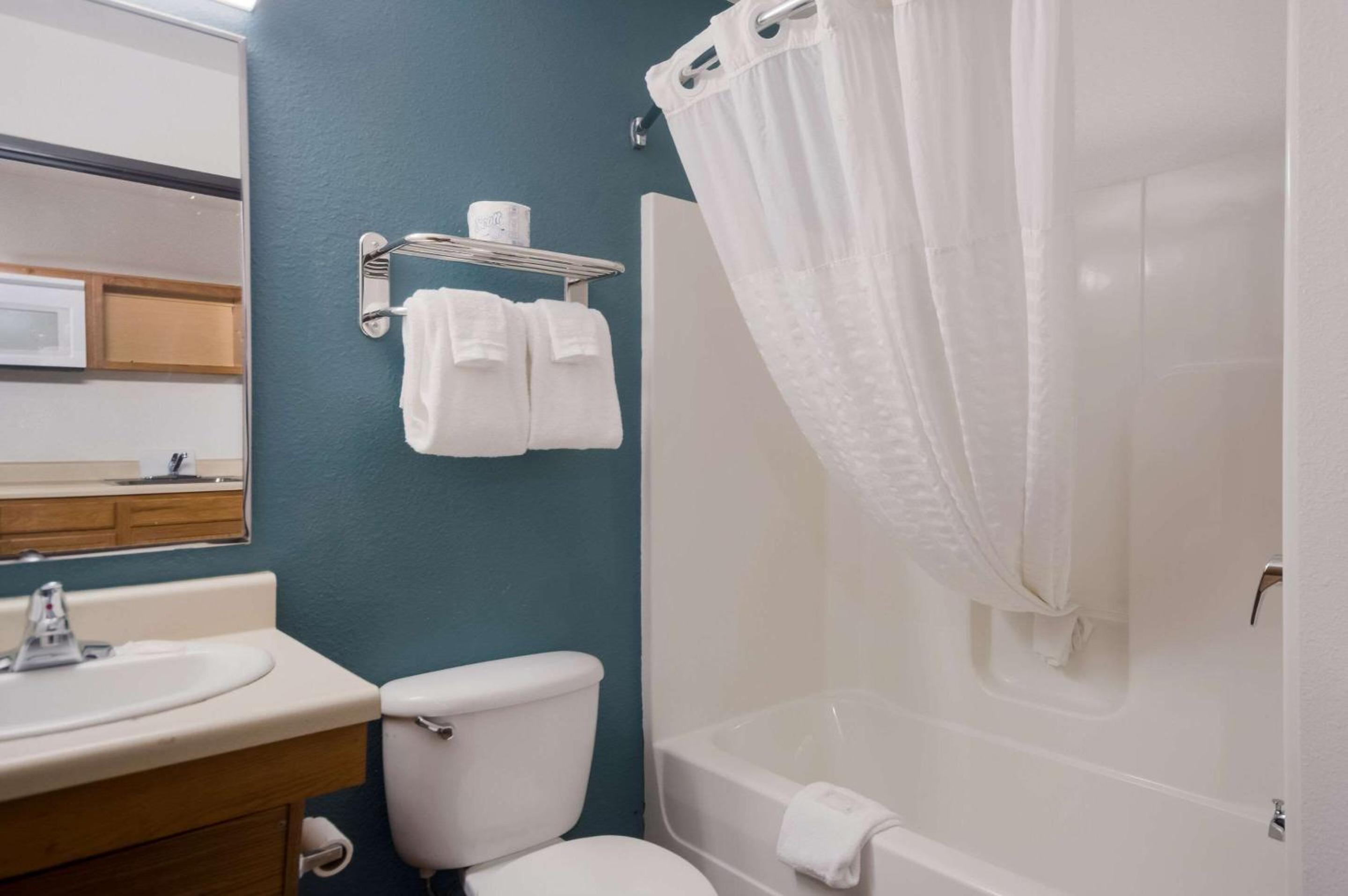 WoodSpring Suites Columbia Fort Jackson