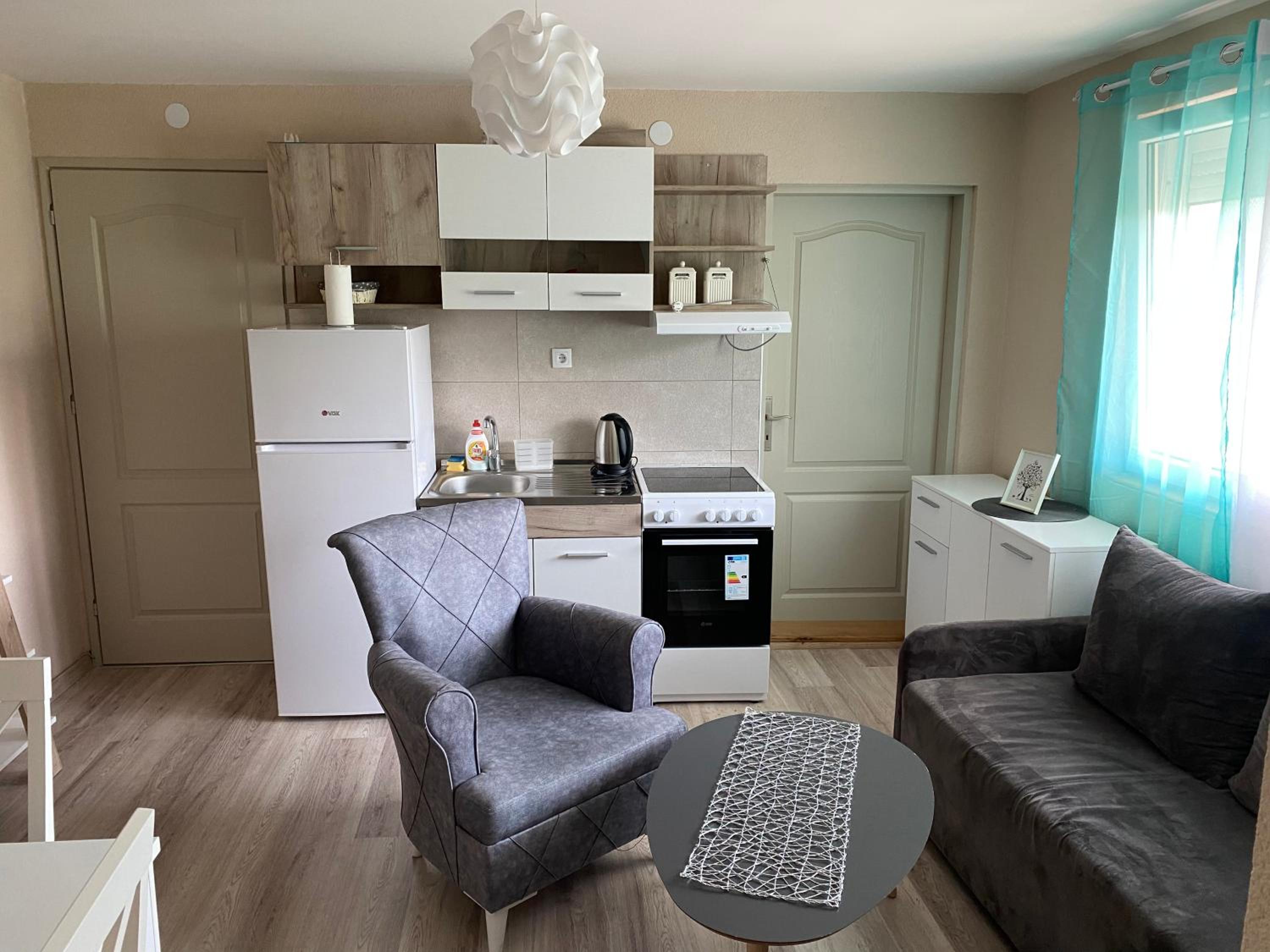 Apartman Happy 4 view 3
