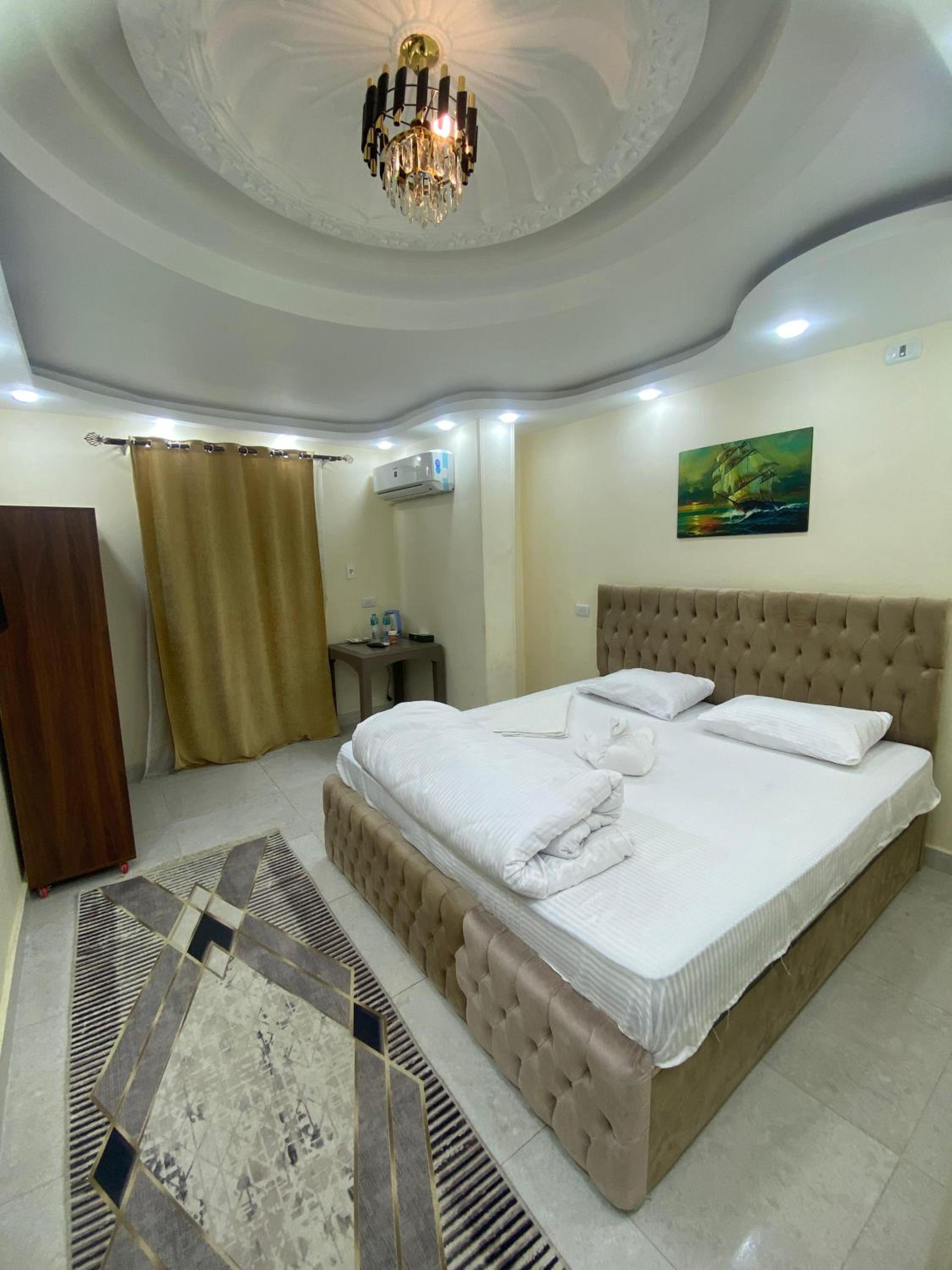 Farouk guest house