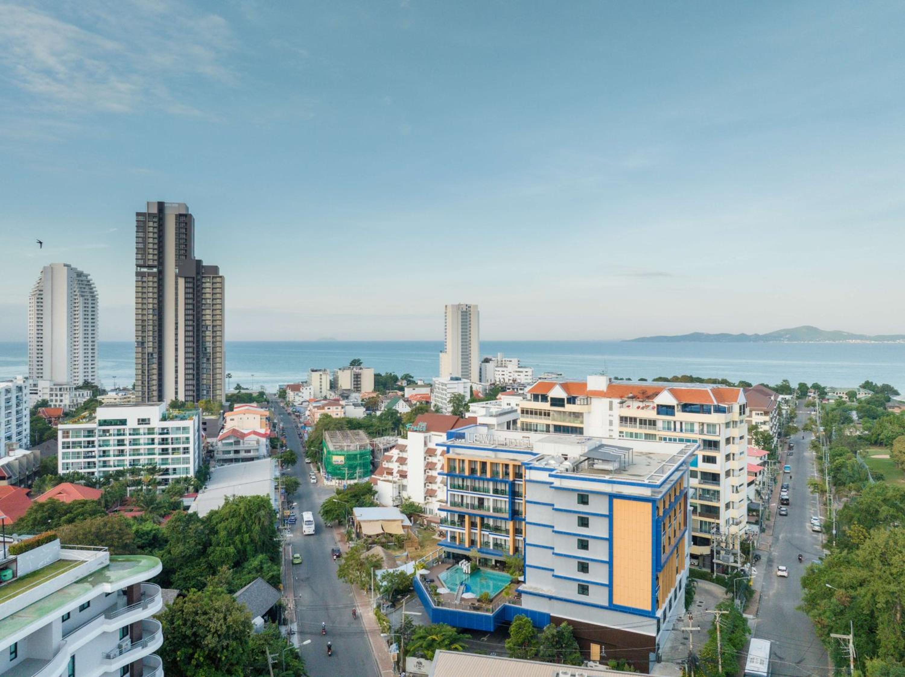 Hotel Lewit Hotel Pattaya, a member of Radisson Individuals - Image 1