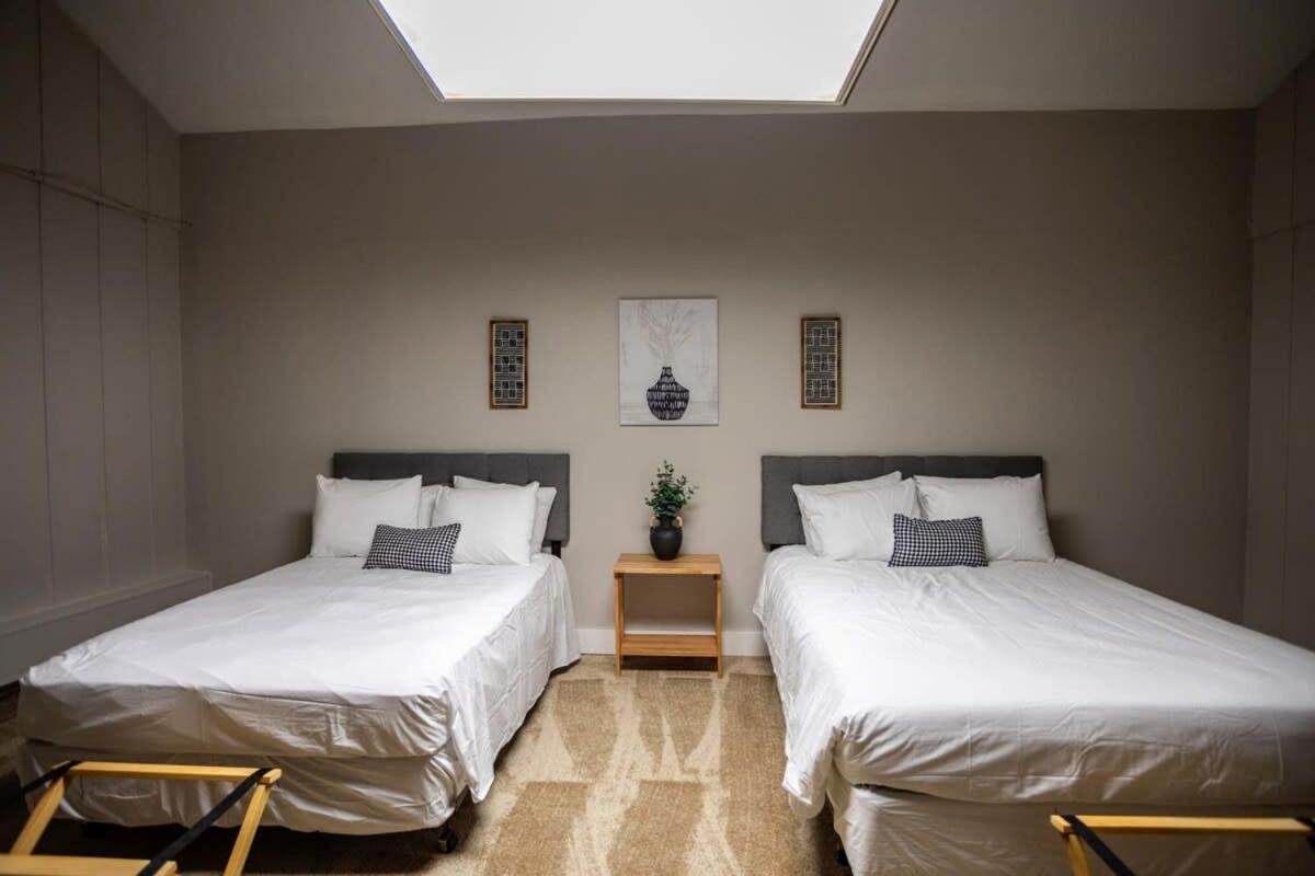 Montgomery Vacations - Near Hospital  Dining- Merry on Moorcroft - Property Image 70