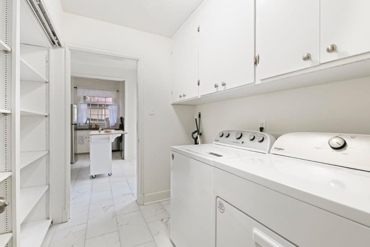 Near University & Dining- Garden District Dwelling view 4