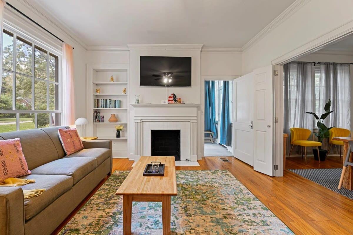 Near University & Dining- Garden District Dwelling view 5