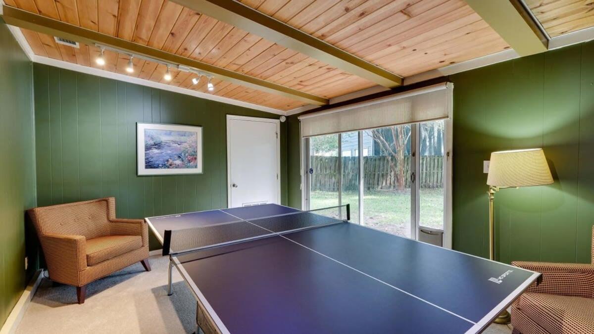 Halcyon Hangout-Mins to Downtown-Ping Pong-Pets view 4