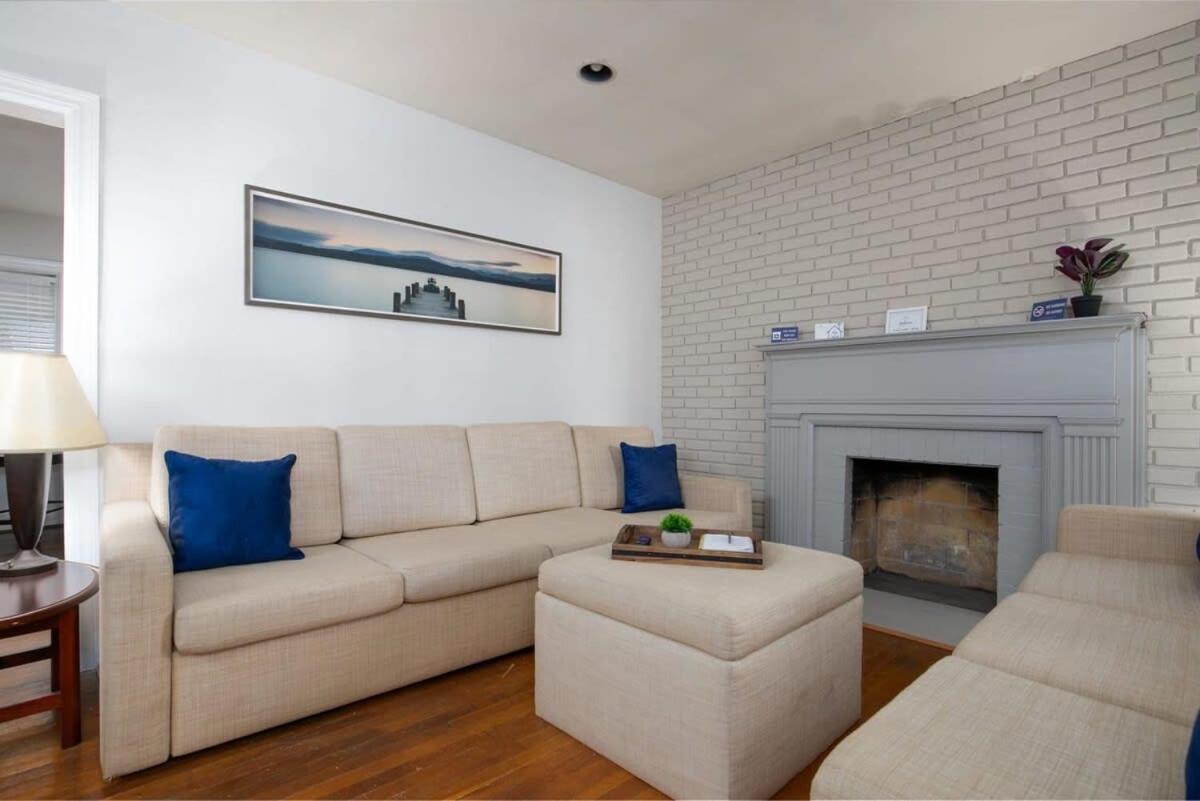 Birmingham Vacations - Birmingham Bungalow- less the 10 Mins from Downtown - Property Image 4