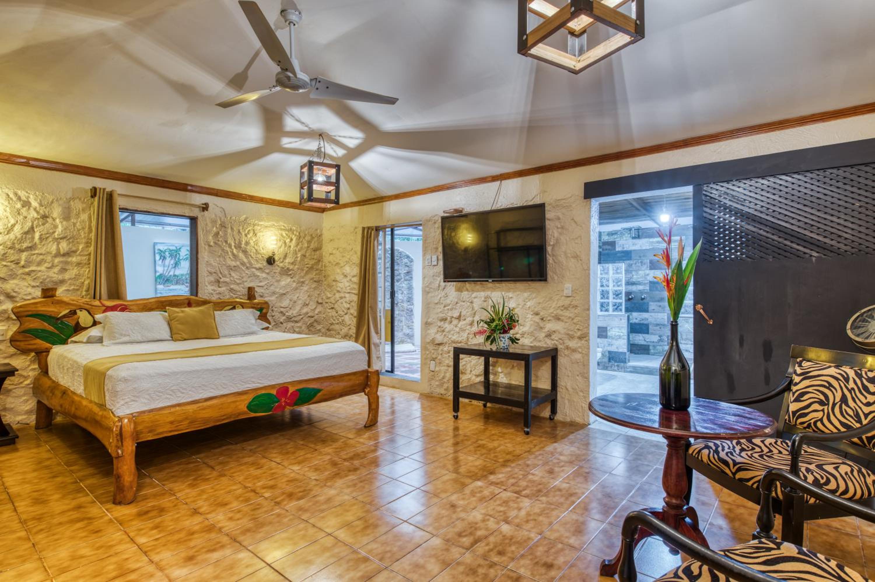 Atlantida Lodge Cahuita
