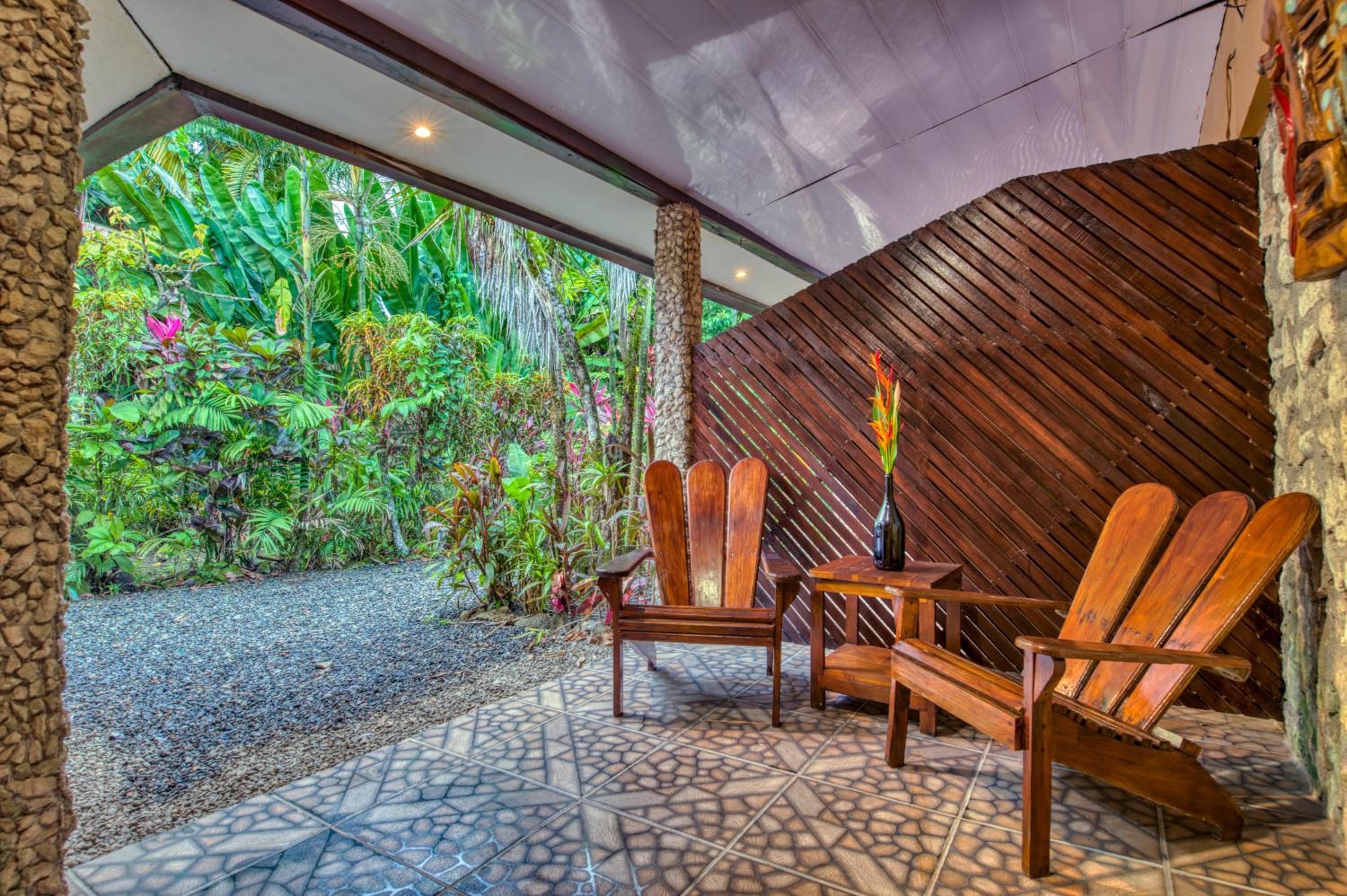 Atlantida Lodge Cahuita