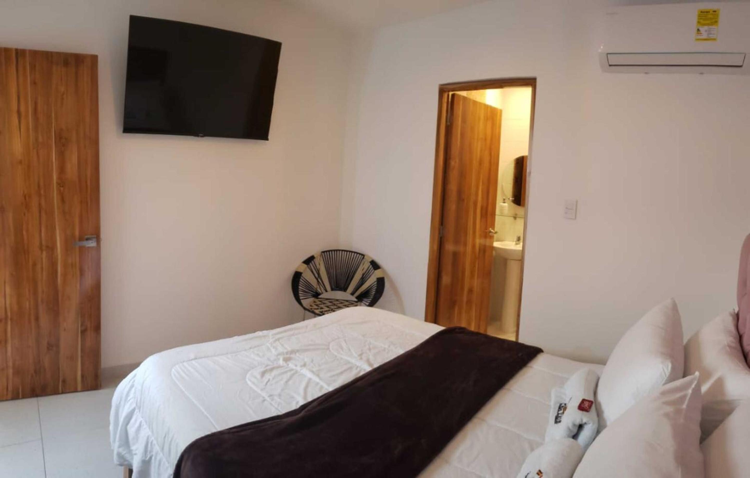 Hostal Casa Torres Centro Historico - Adults Only