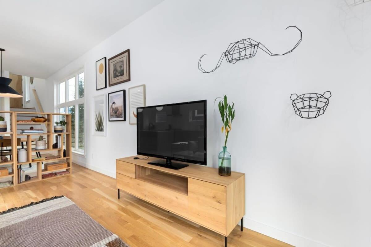 The Raleighy Modern Craftsman