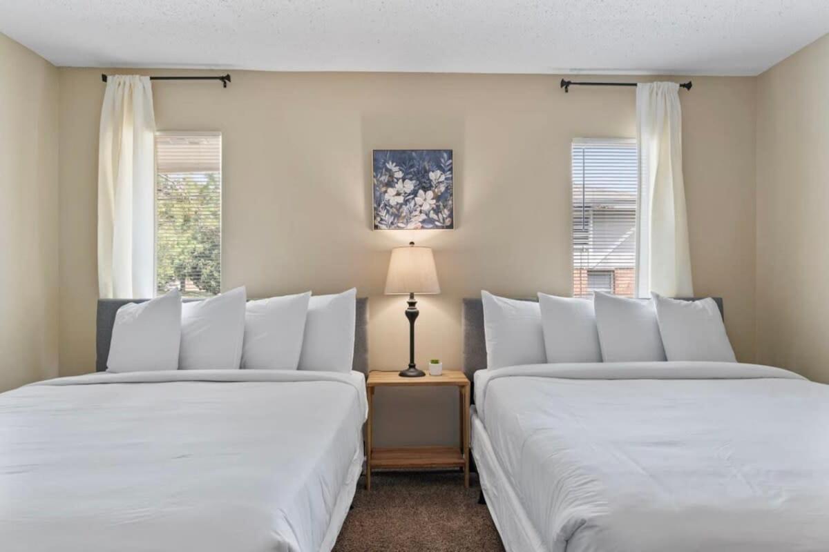 Near Parks Dining & Shopping - Glade Park Gem view 4