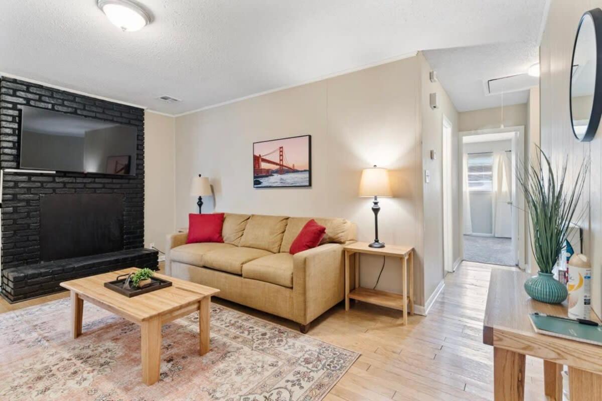 Near Parks Dining & Shopping - Glade Park Gem view 5