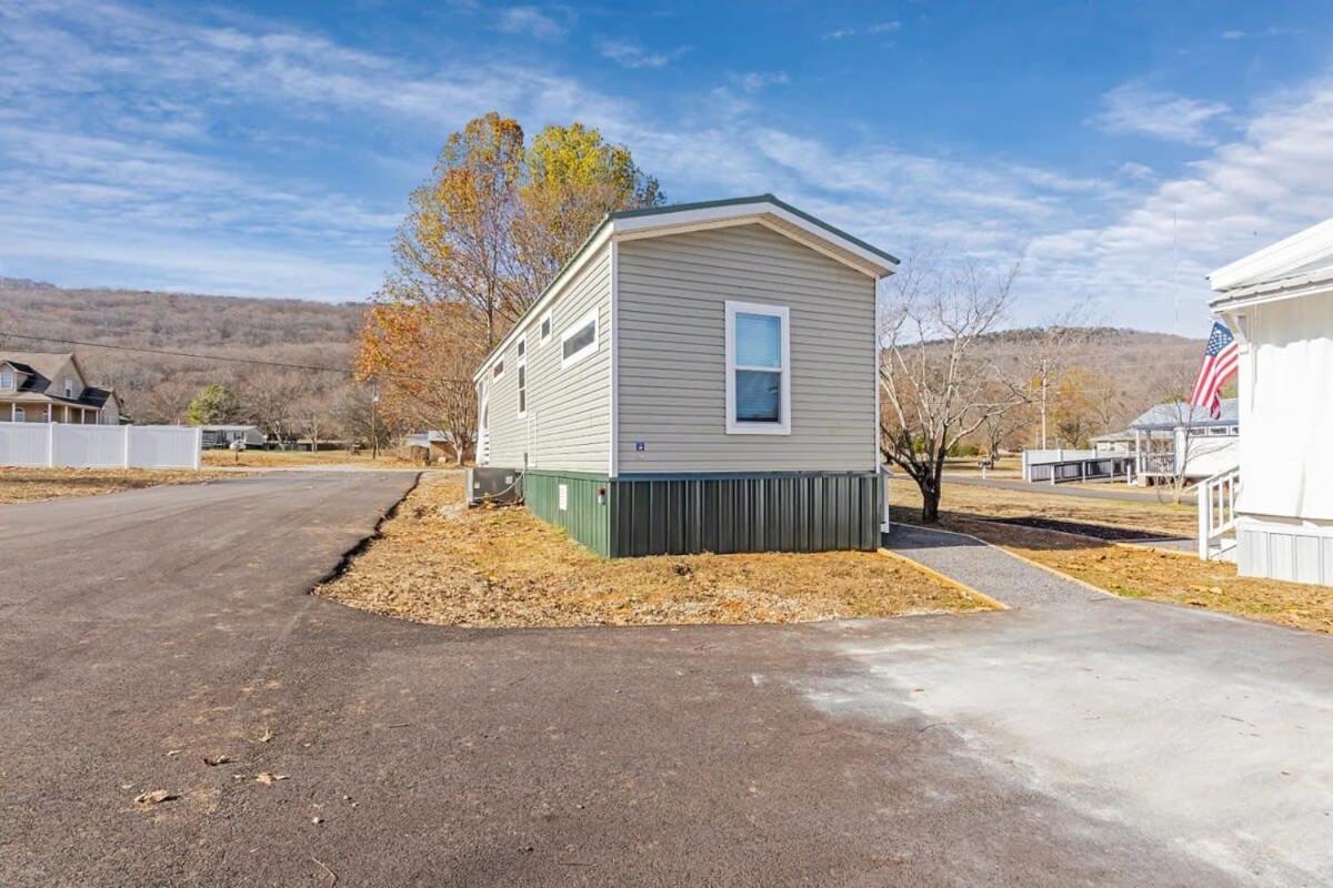 Petite Retreat by Green Mountain - Cozy Byrd Nest view 5