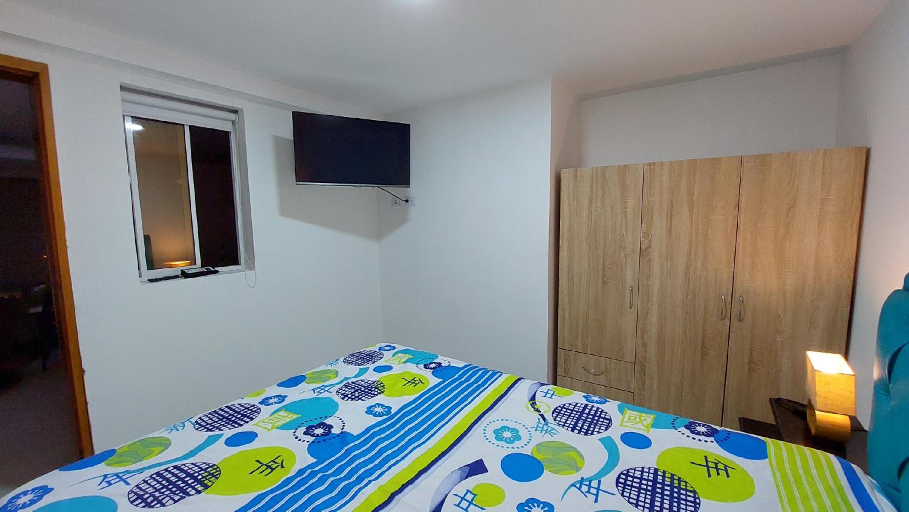 Apartamento con aire acondicionado 3 camas 2 hab apt 101