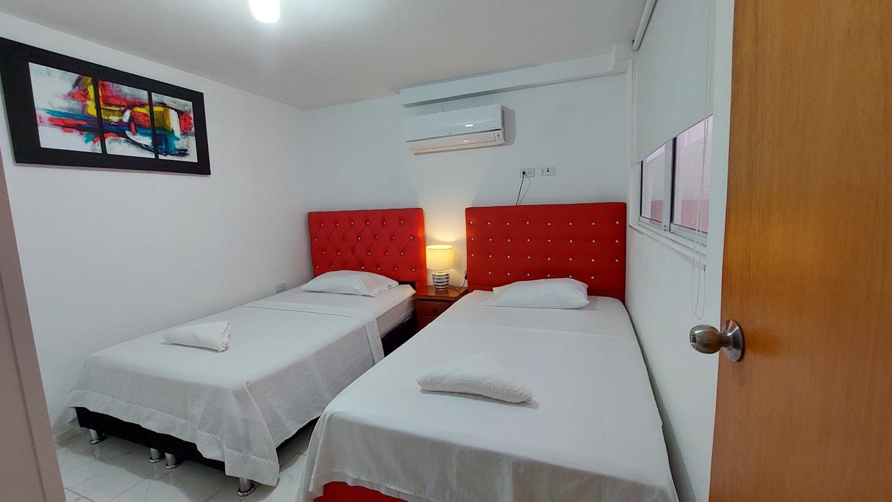 Apartamento con aire acondicionado 3 camas 2 hab apt 101