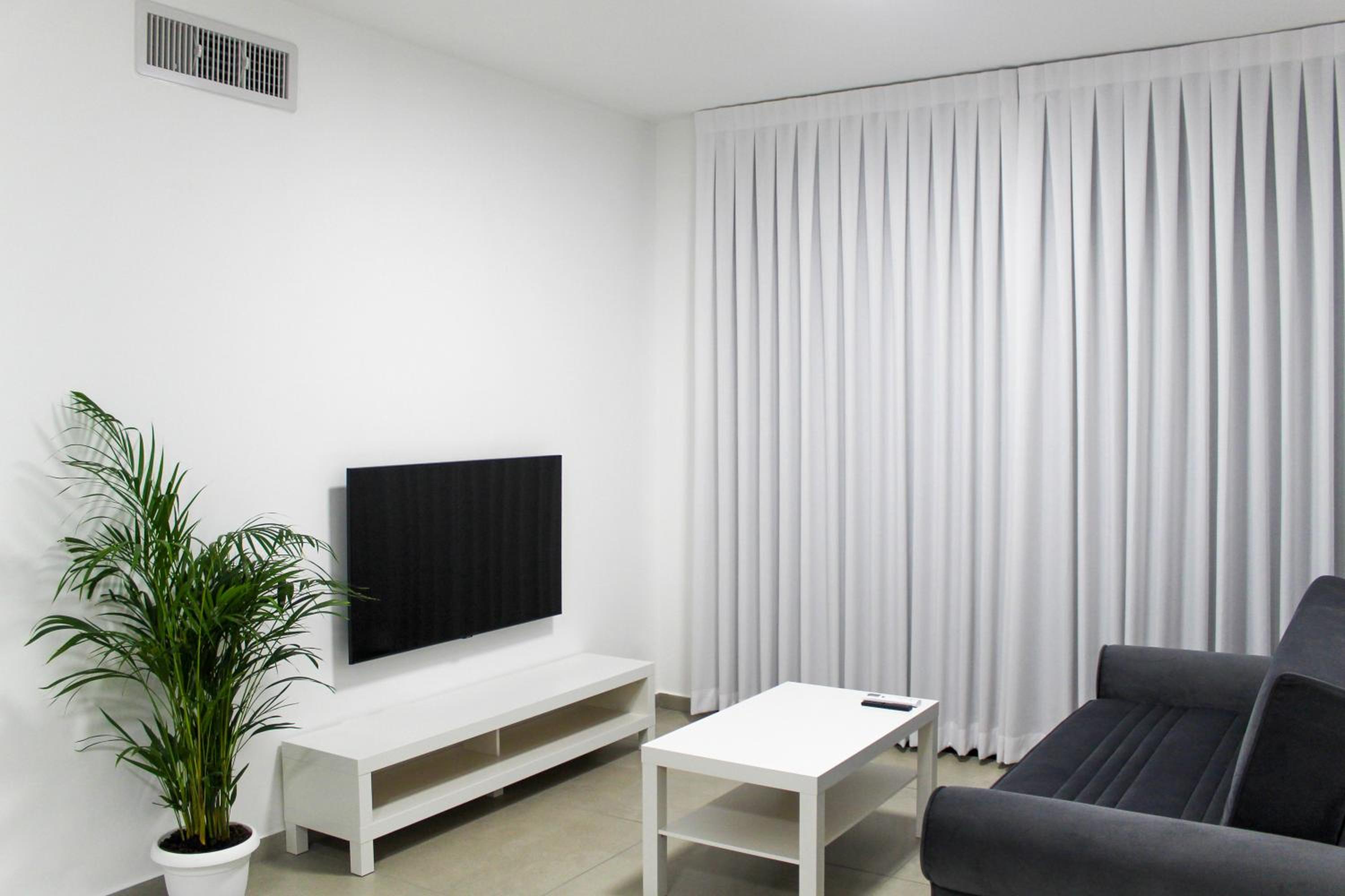 Luxury Suite Apartment With Sea View #53 By Hashdera Eilat view 2