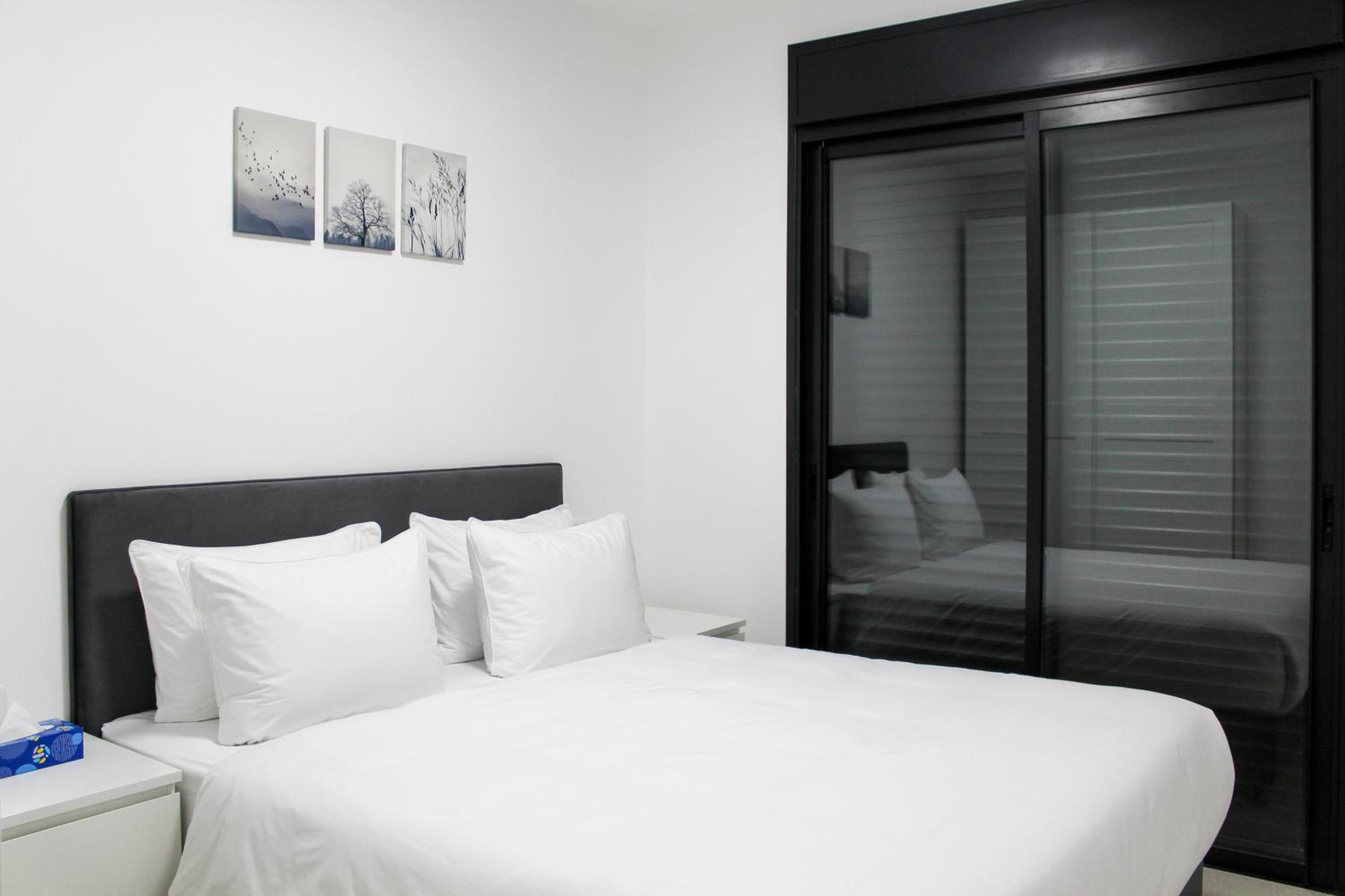 Luxury Suite Apartment With Sea View #53 By Hashdera Eilat view 3