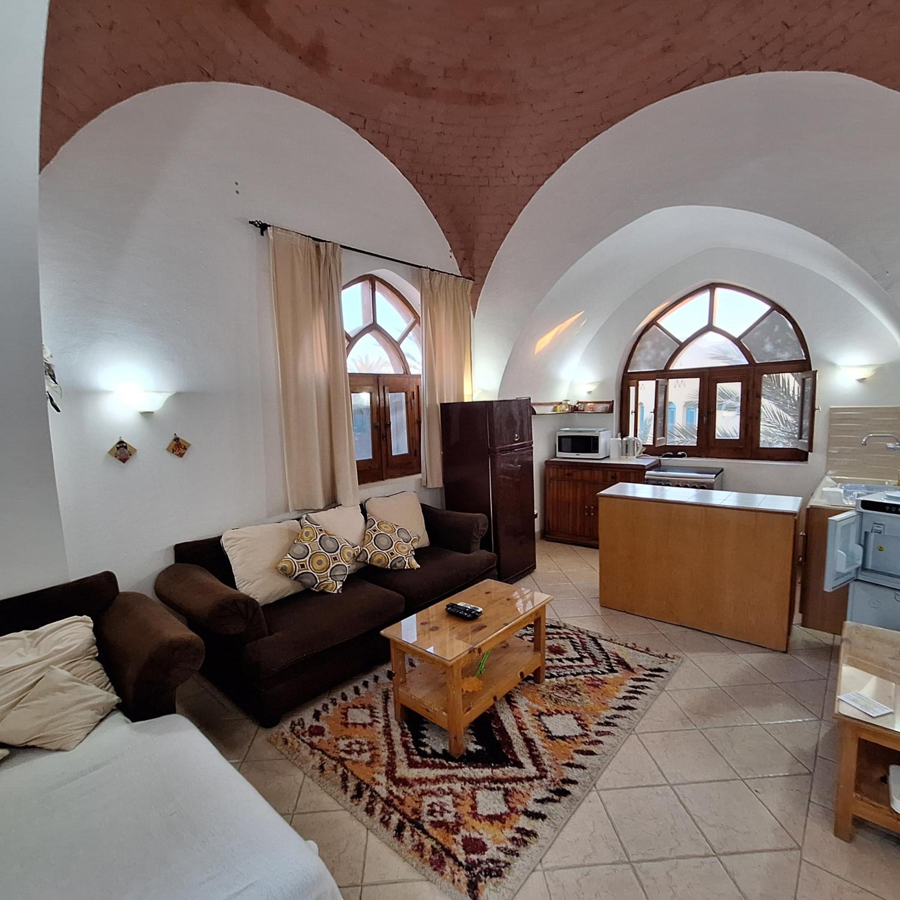 Hotel Downtown ElGouna Excellent Location - Image 1