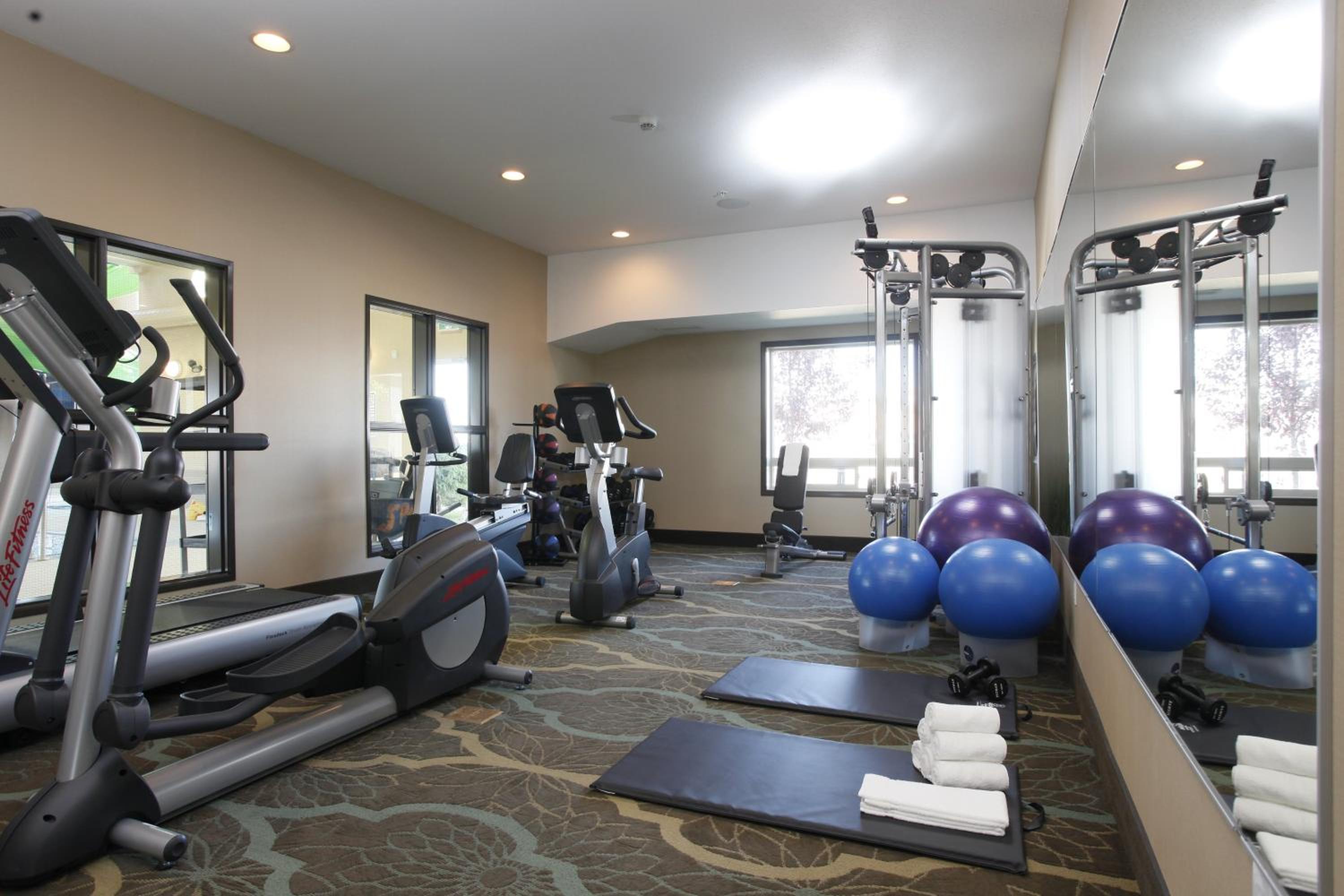Holiday Inn Express Fort St John by IHG