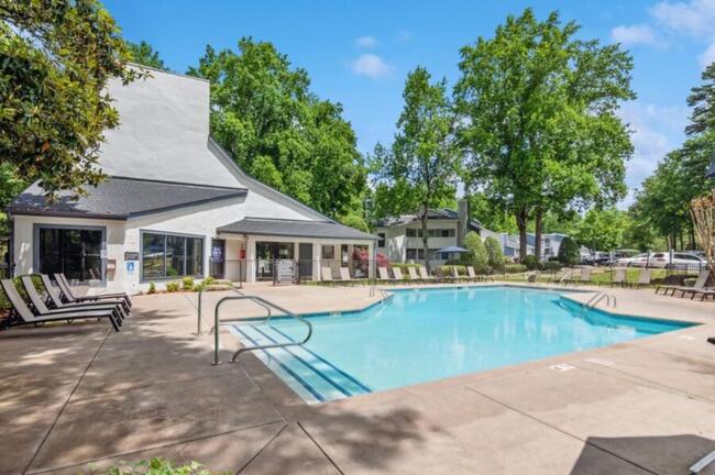 Luxury & Convenience in South End Charlotte view 3