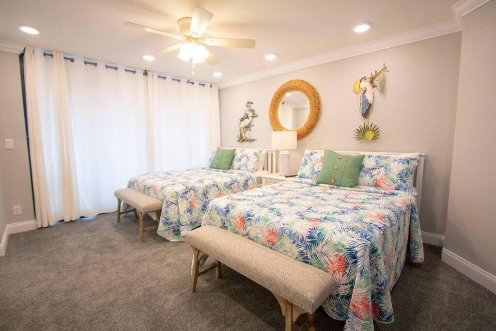 Oceanside Beach Treasure by BeachHouseFL