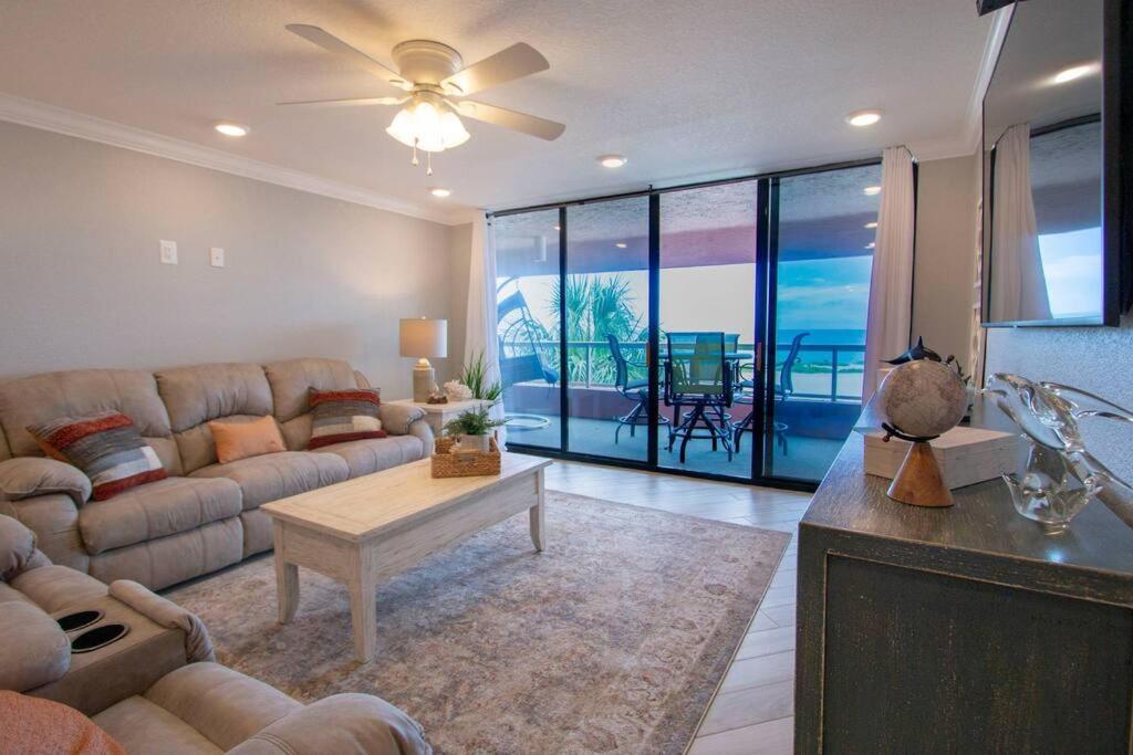 Oceanside Beach Treasure by BeachHouseFL