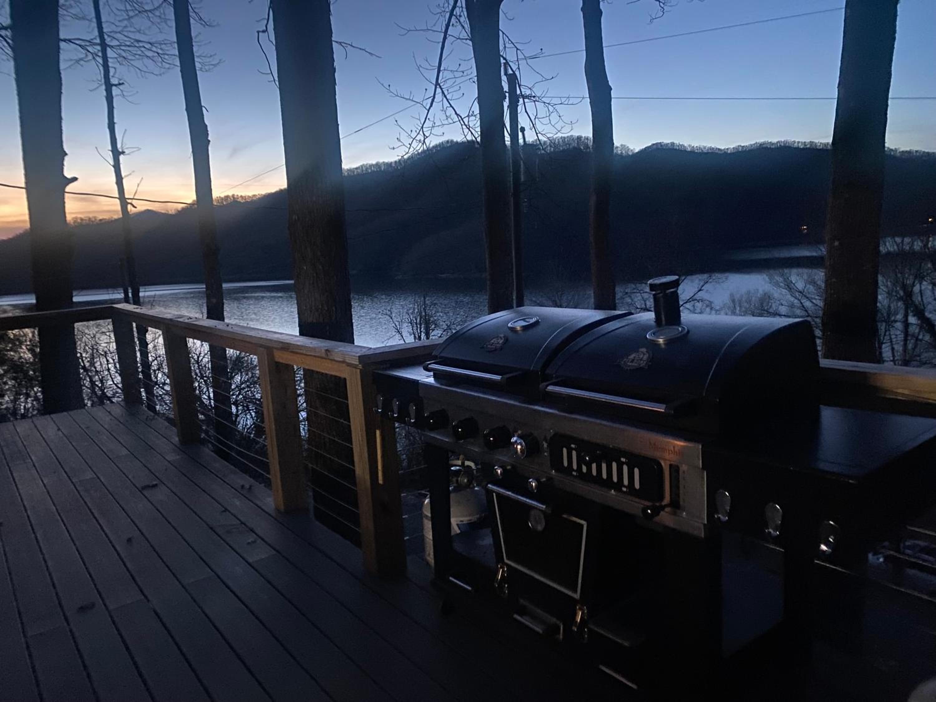 2 Lake Front Cabins 1 price Pet Friendly Cabins Game Room Hot Tub view 3