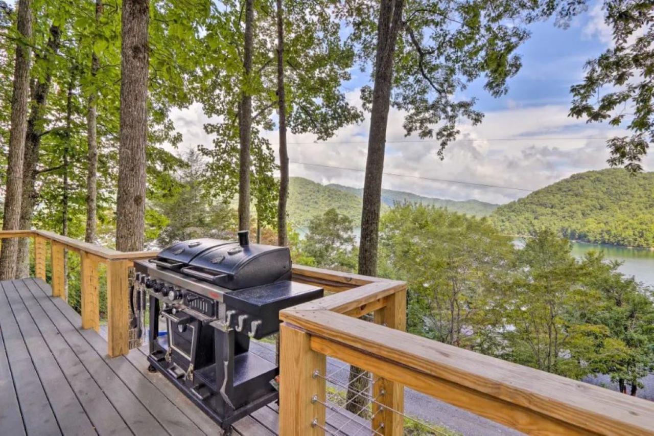 2 Lake Front Cabins 1 price Pet Friendly Cabins Game Room Hot Tub view 2