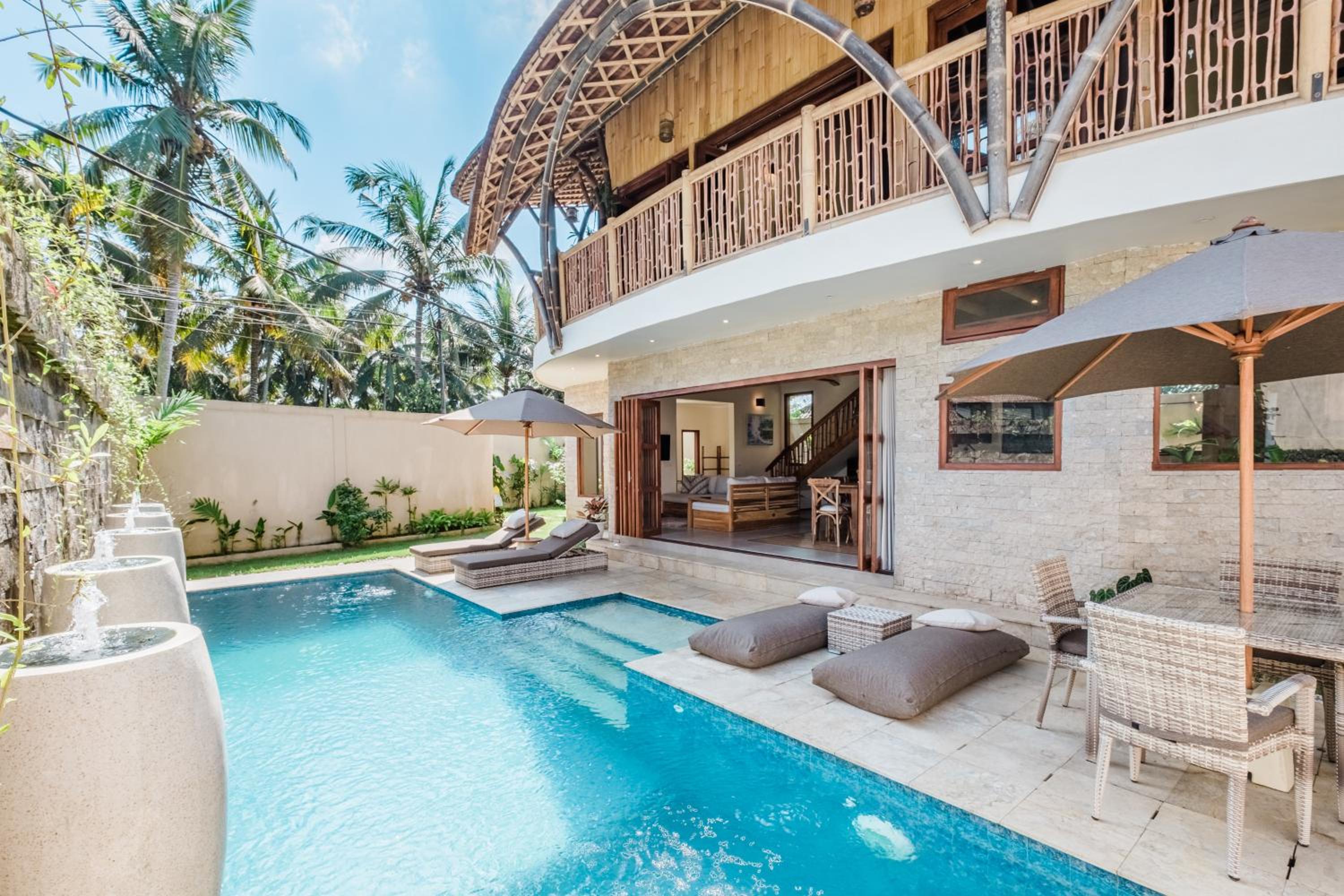 Villa Bambooz Ubud — recepcion & lobby