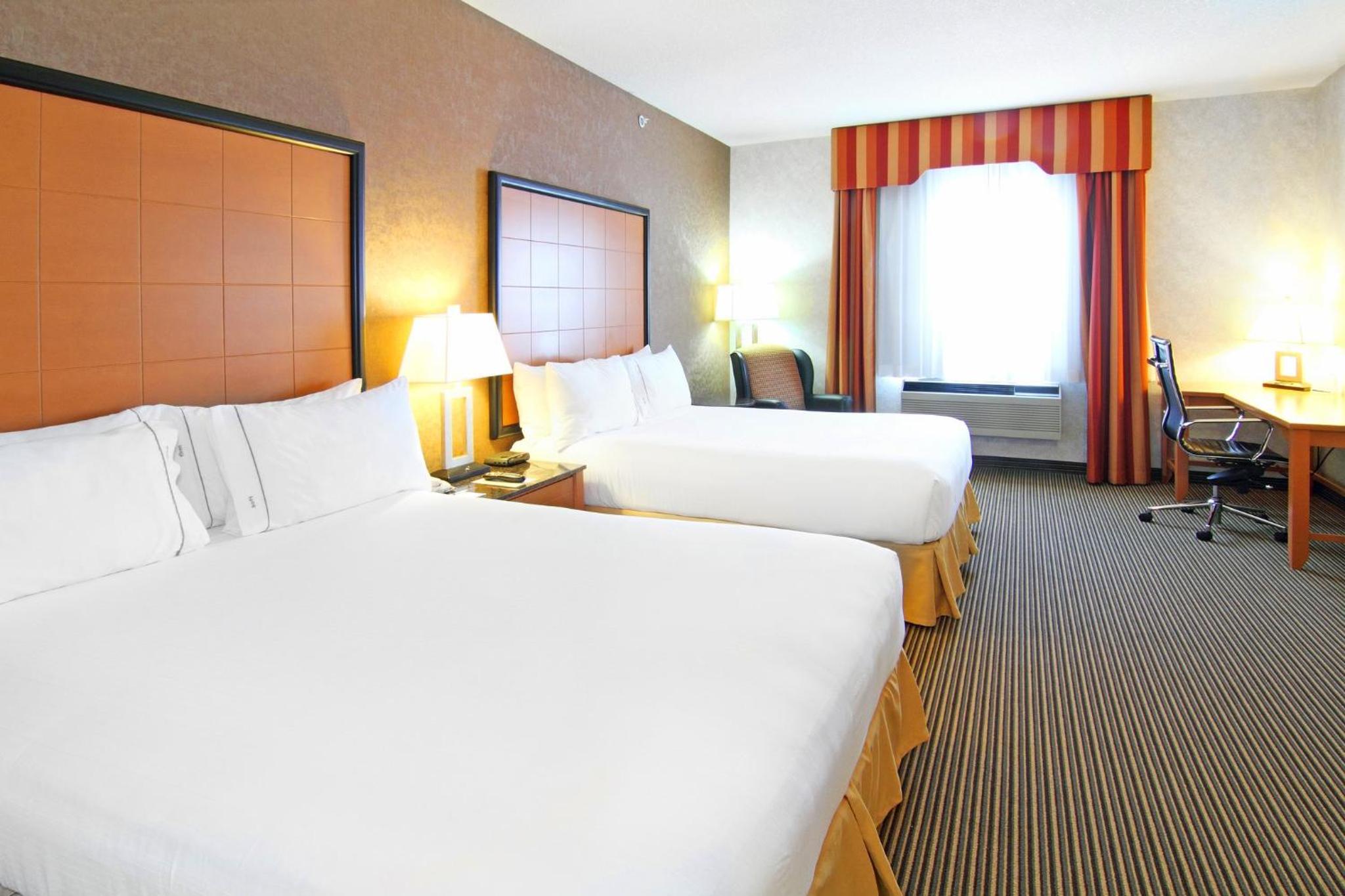Holiday Inn Express Calgary South by IHG