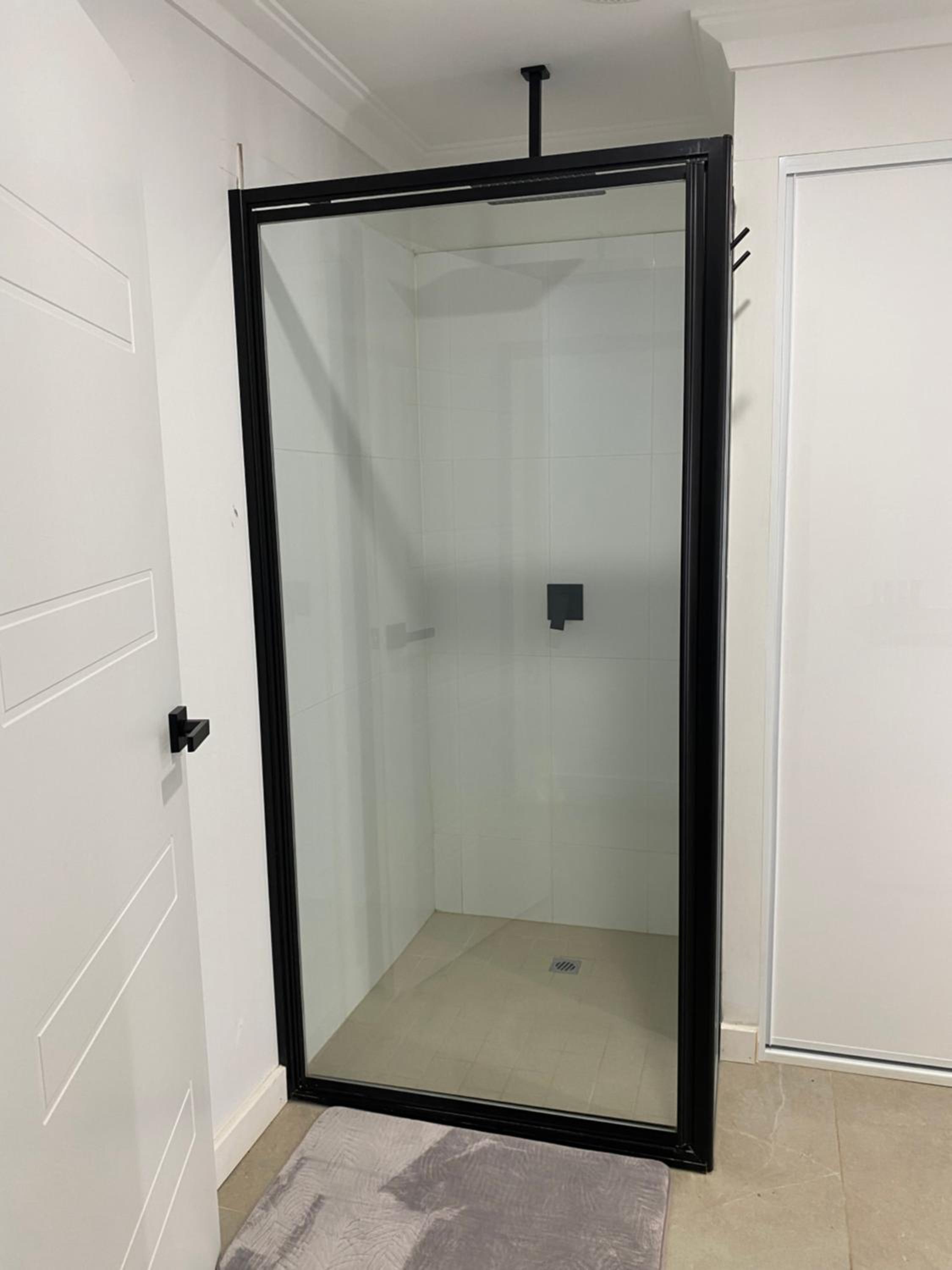 Lux Modern 4 Bedroom House Central CBD