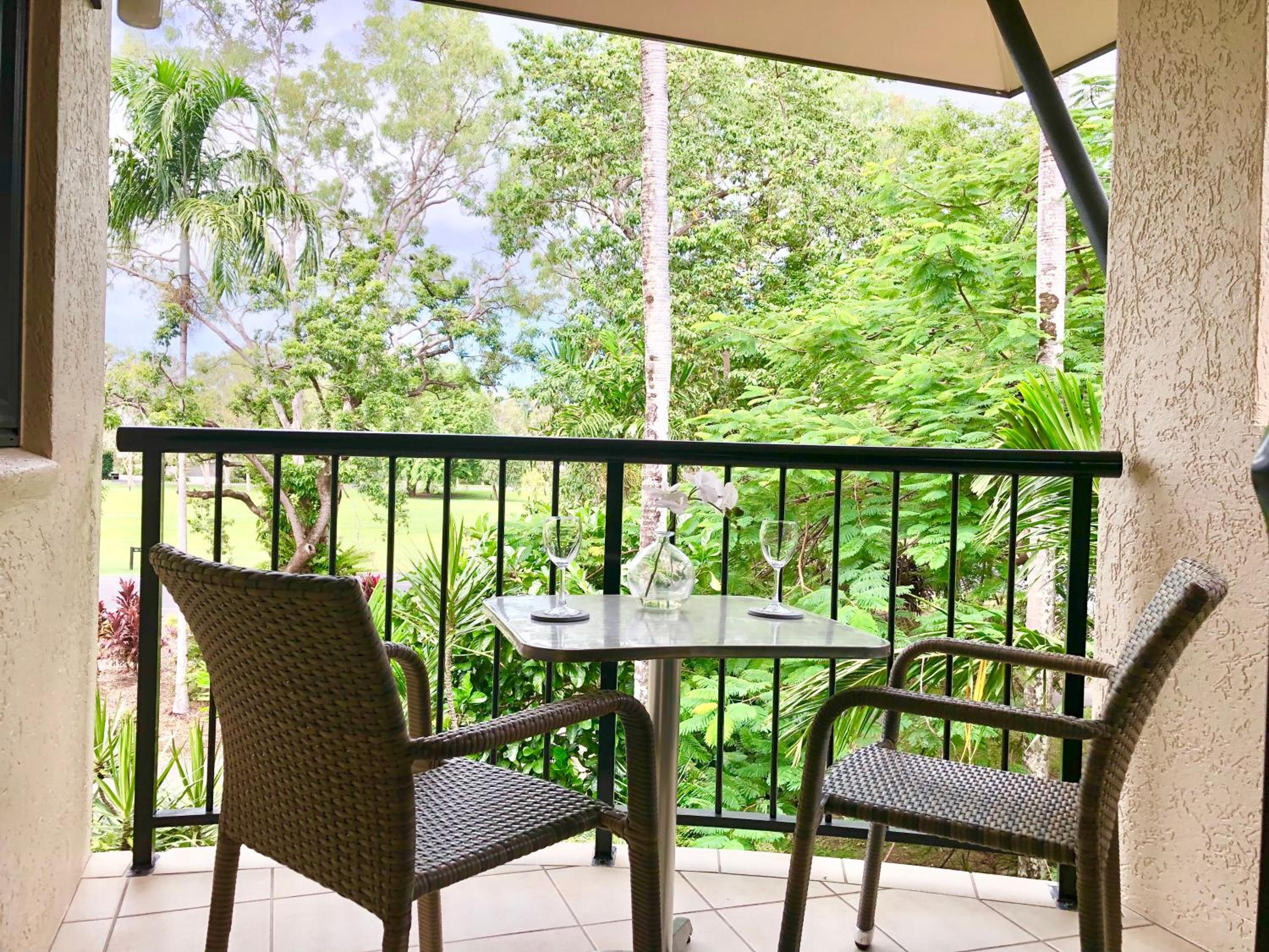 Park View studio apartment at Bay Villas