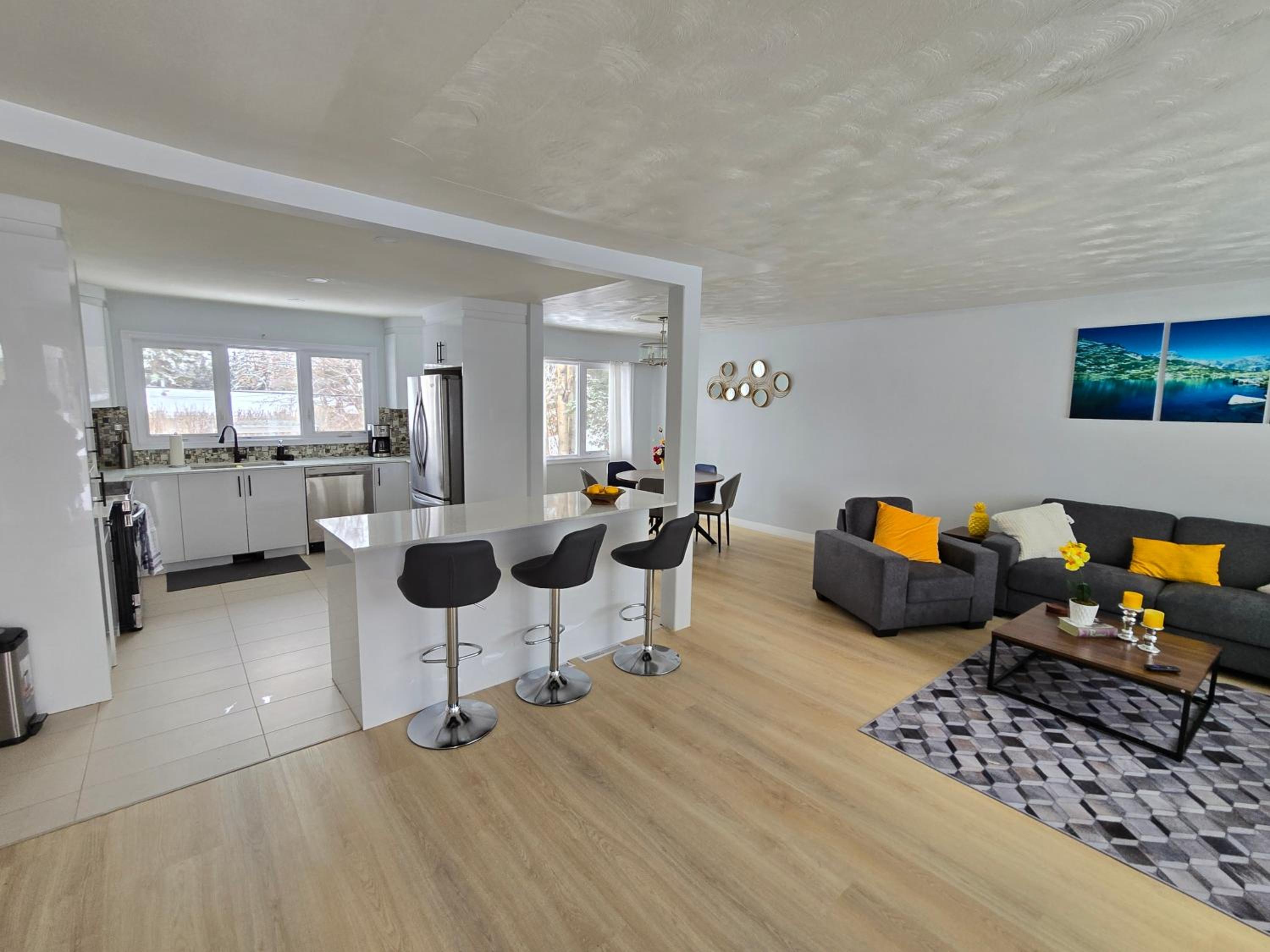 3 Bedroom Home away from Home