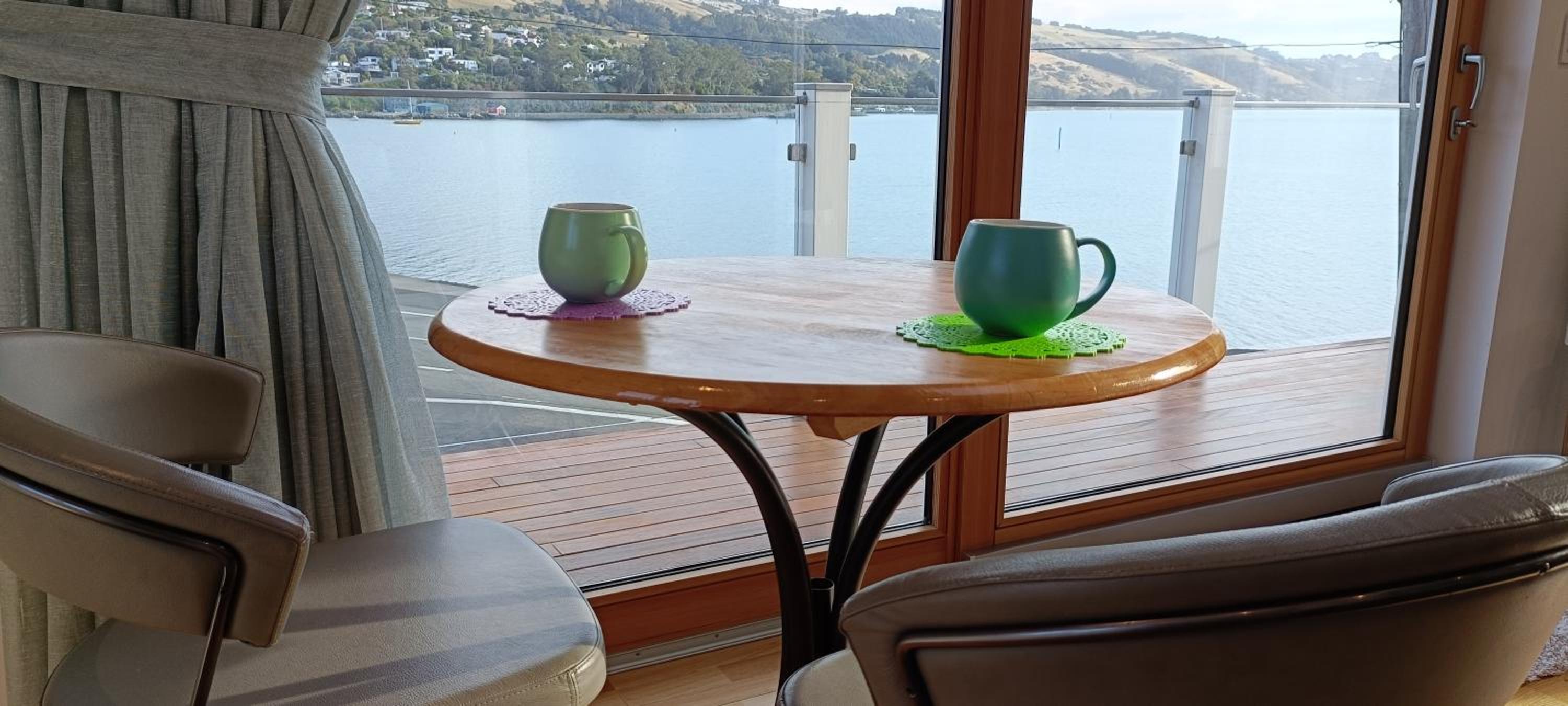 Luxurious waterfront accommodation
