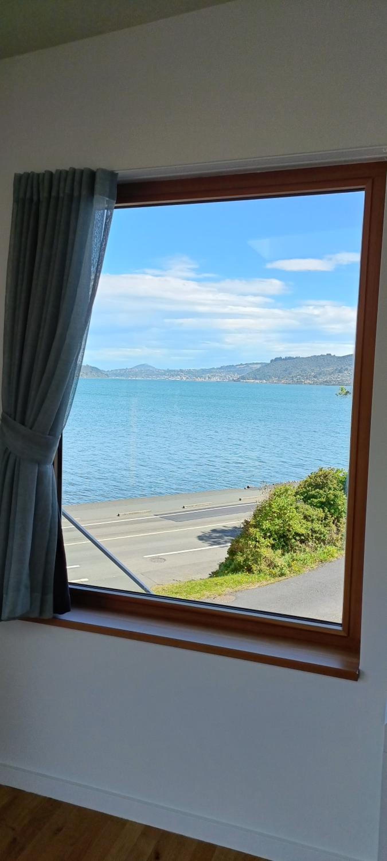 Luxurious waterfront accommodation