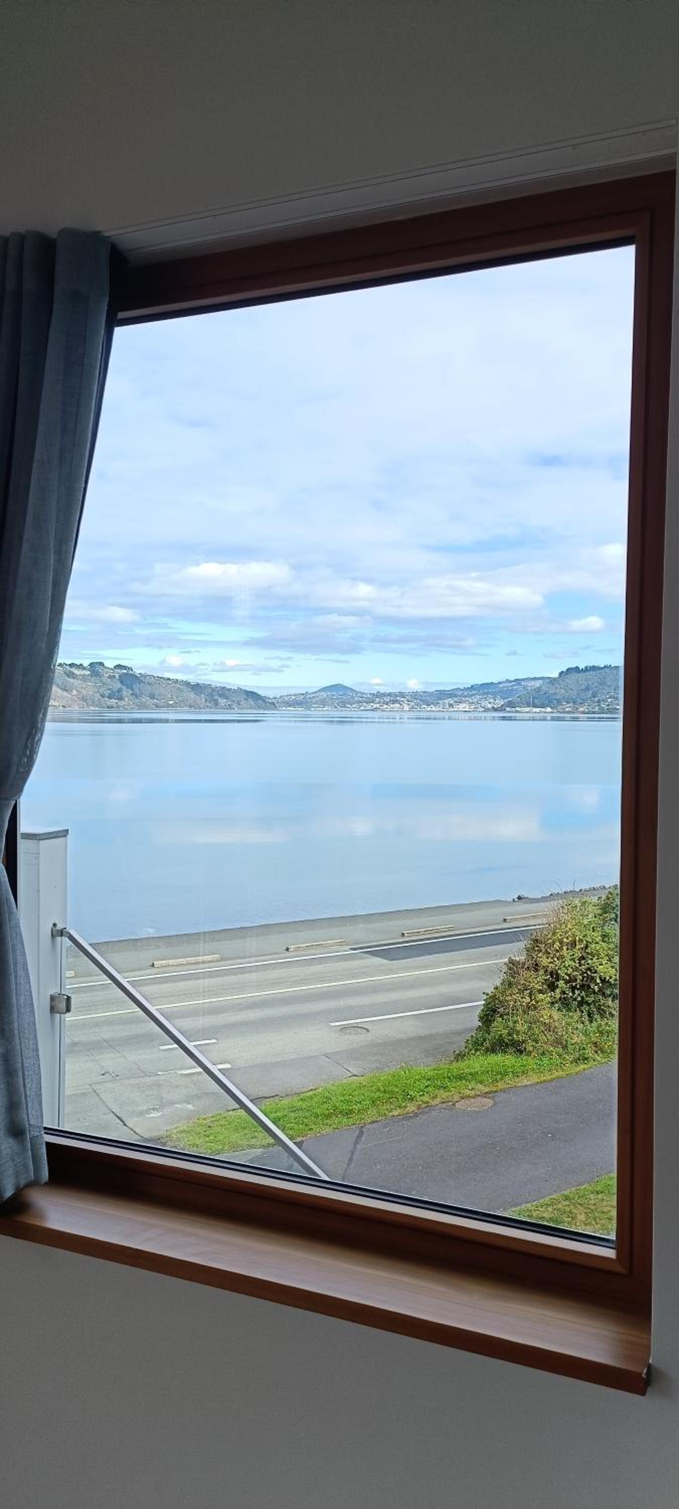 Luxurious waterfront accommodation