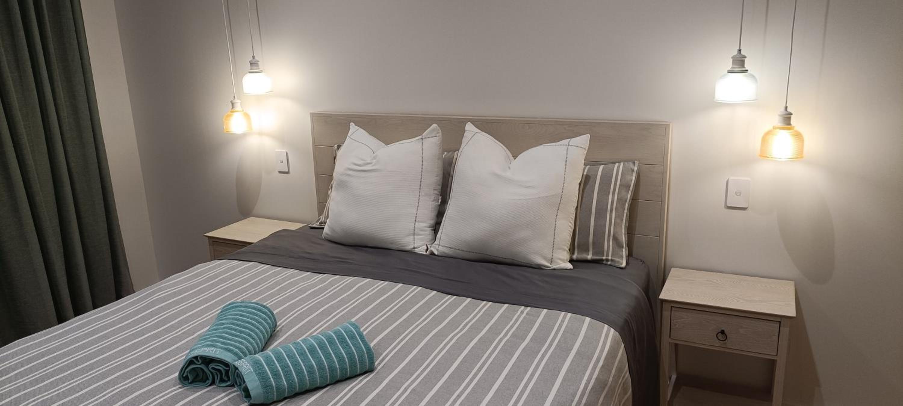 Luxurious waterfront accommodation